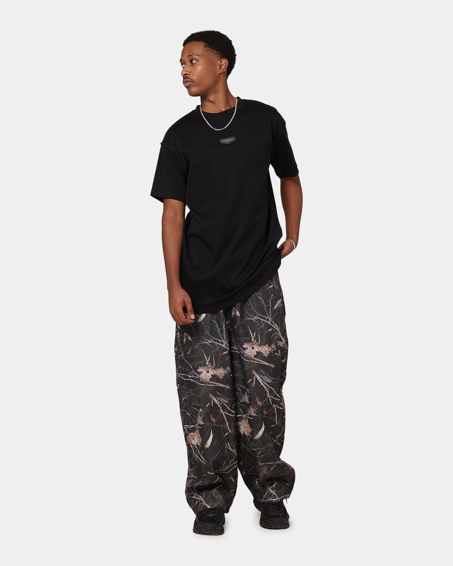 Saint Morta Stain Resistant Lafayette T-Shirt Black Essential Top Active Trend
