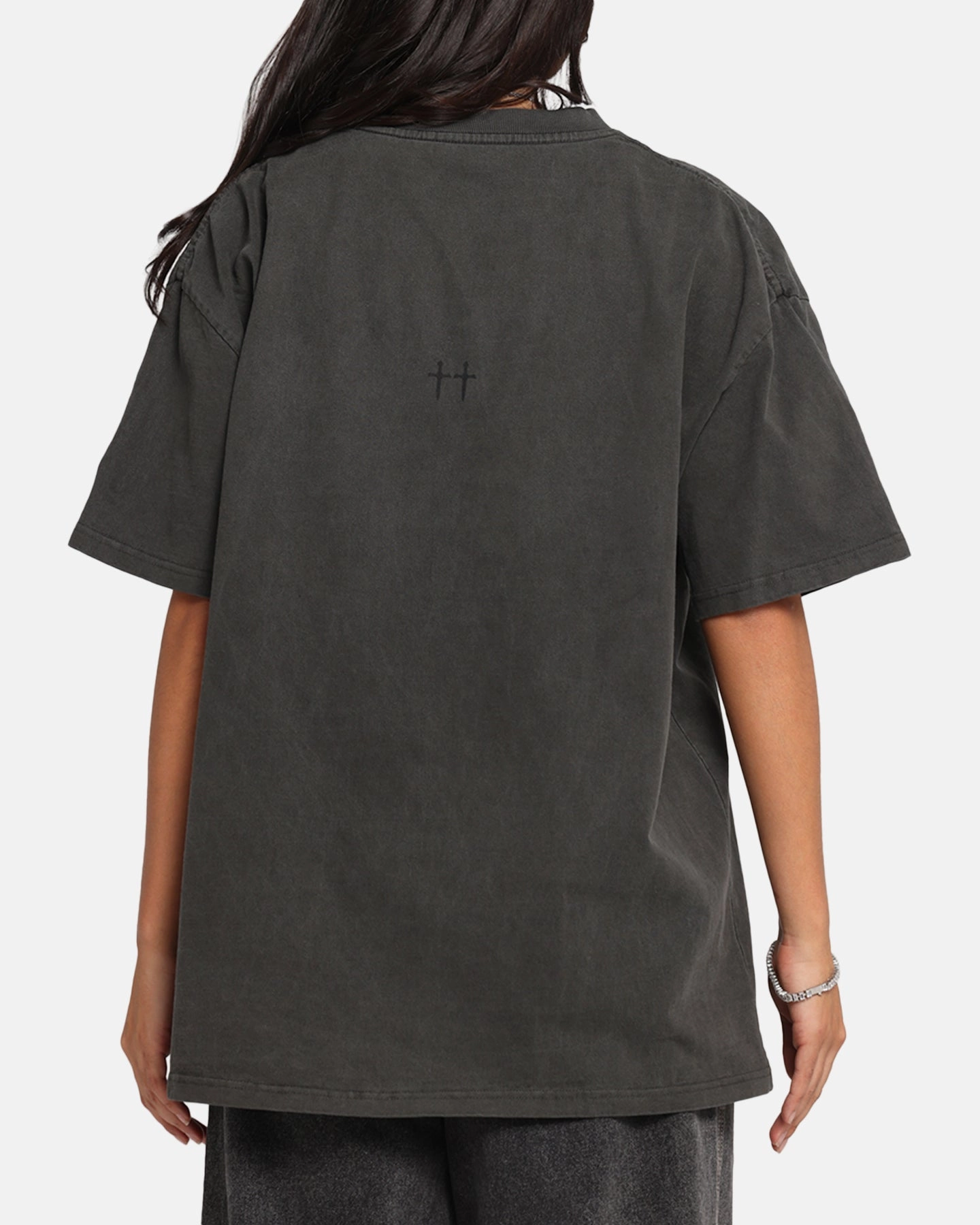 Soft and Stylish Classic Outfit Style Saint Morta Studios Boxy T-Shirt Black Wash