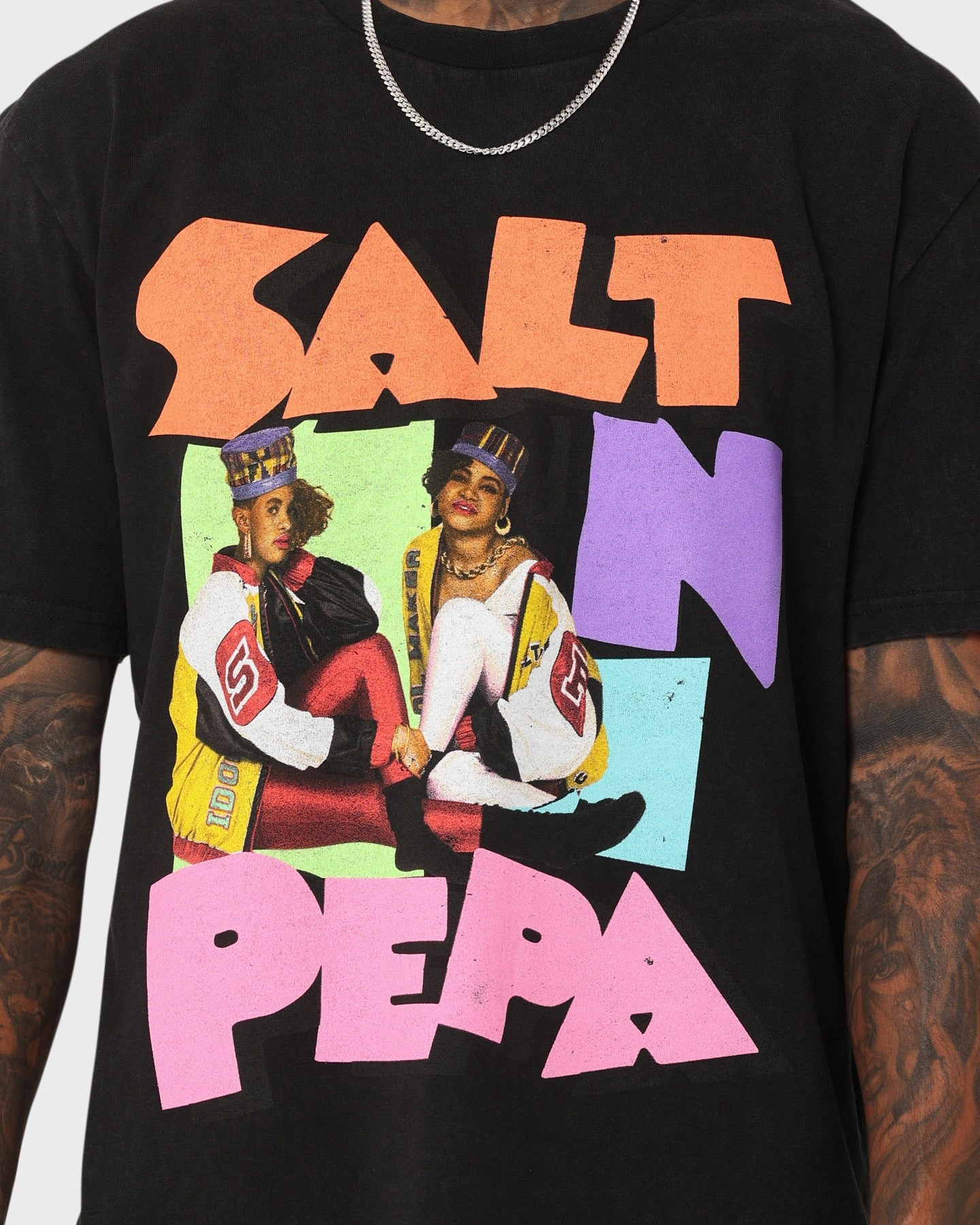 Salt N Pepa Retro Vintage T-Shirt Washed Black Smart Fit Layering Options