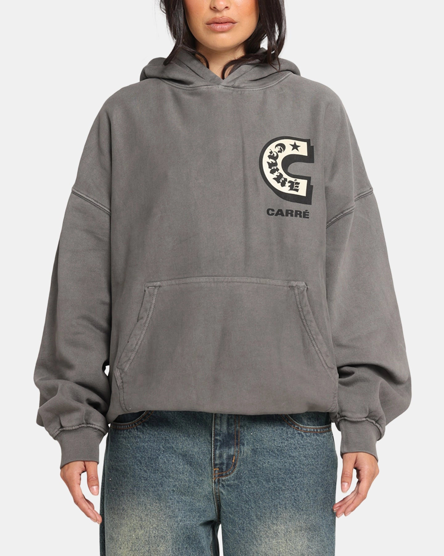 Seamless construction Carre Sacred Letter Hoodie Washed Charcoal