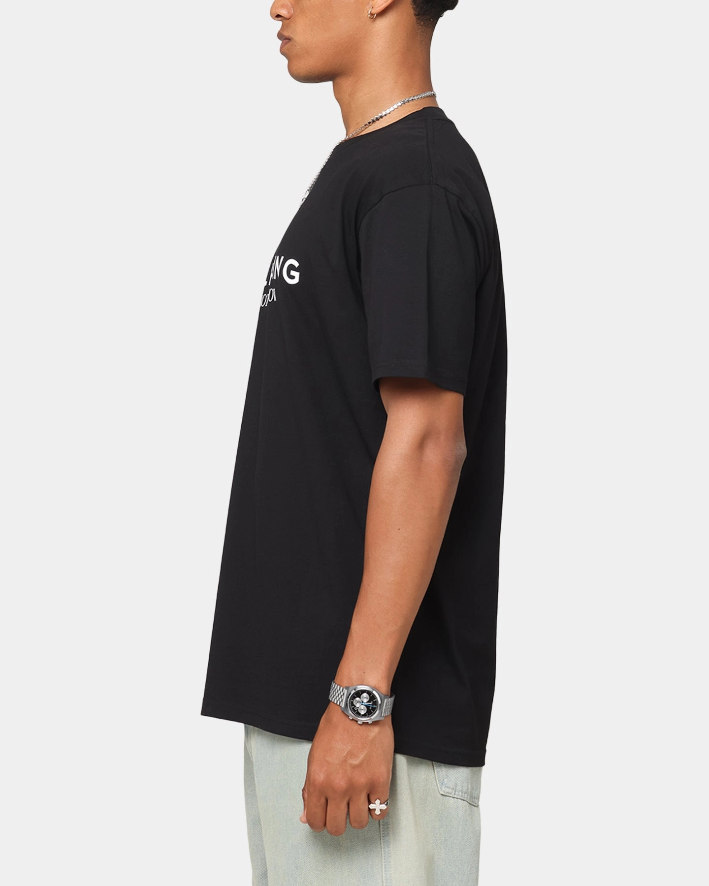 Comfy Casual Fashion and Comfort Secret Club Balencing T-Shirt Black/White