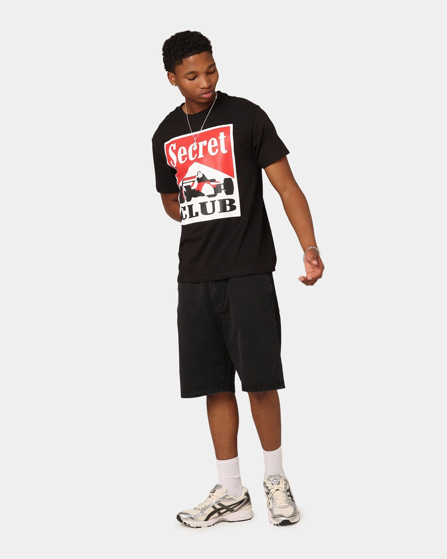 Travel Comfort Style Secret Club Racing T-Shirt Black