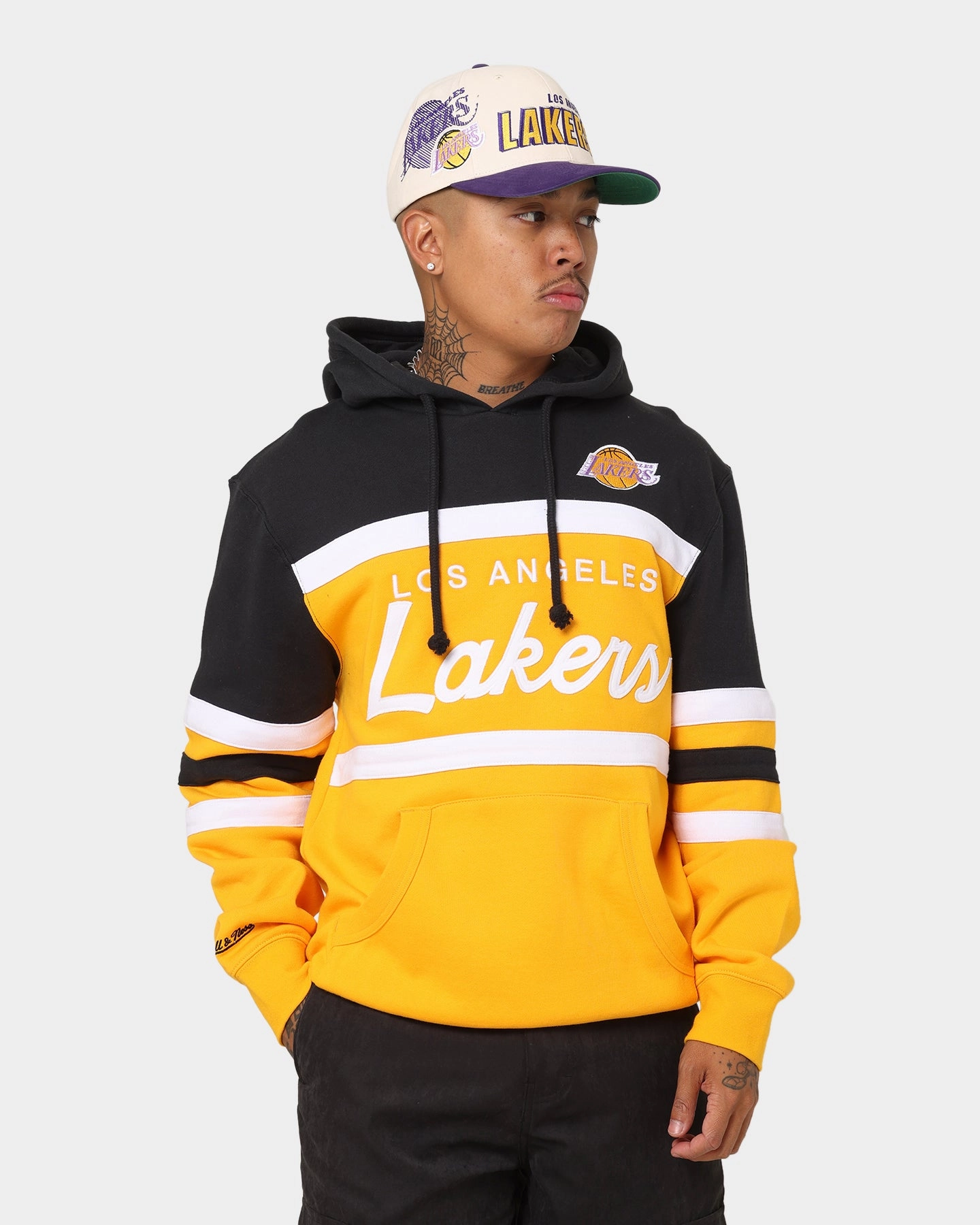 Spark Mitchell & Ness Men's Los Angeles Lakers Head Coach Hoodie Black