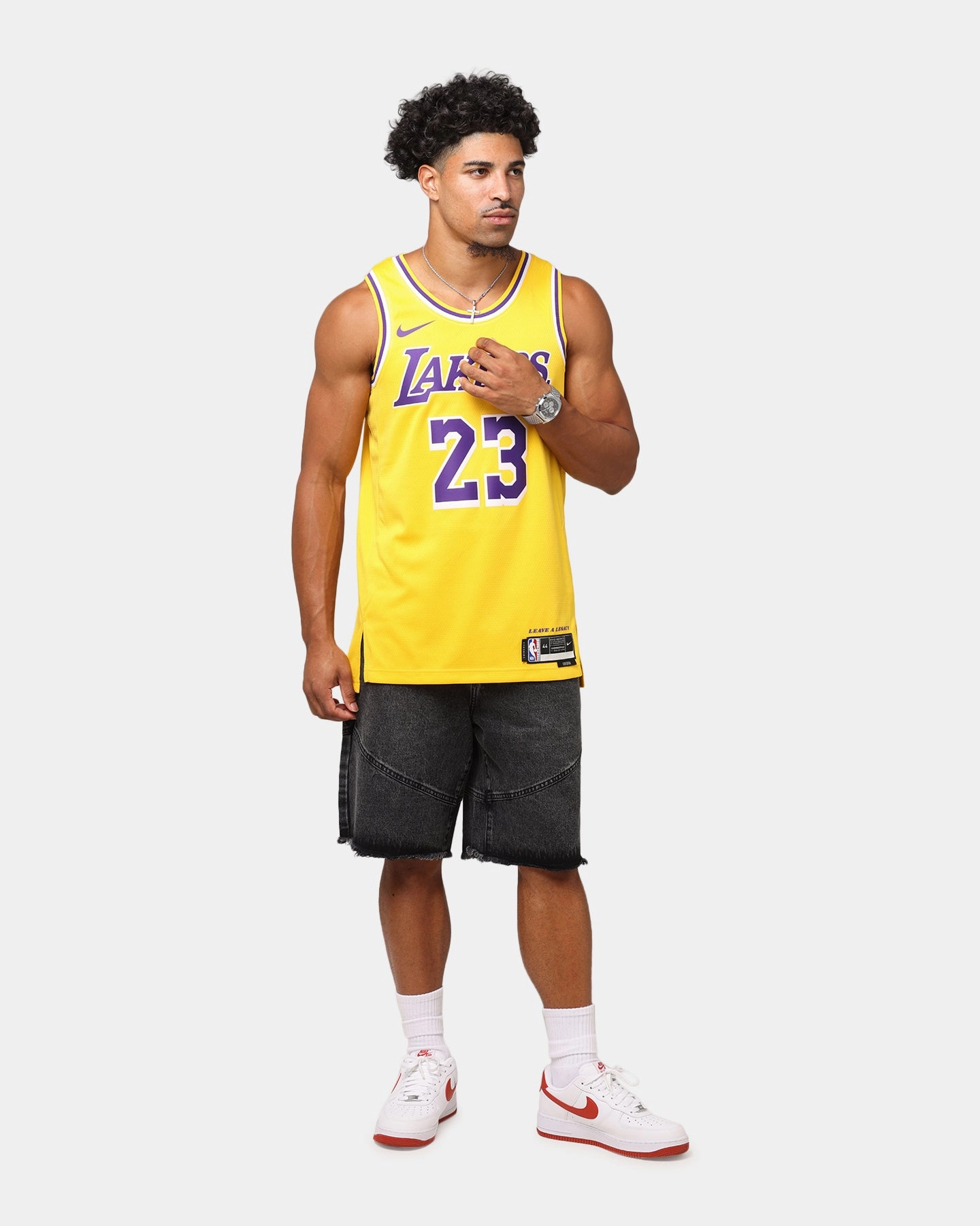Nike Los Angeles Lakers Lebron James Dri-FIT Swingman Jersey Amarillo Drop Shoulder