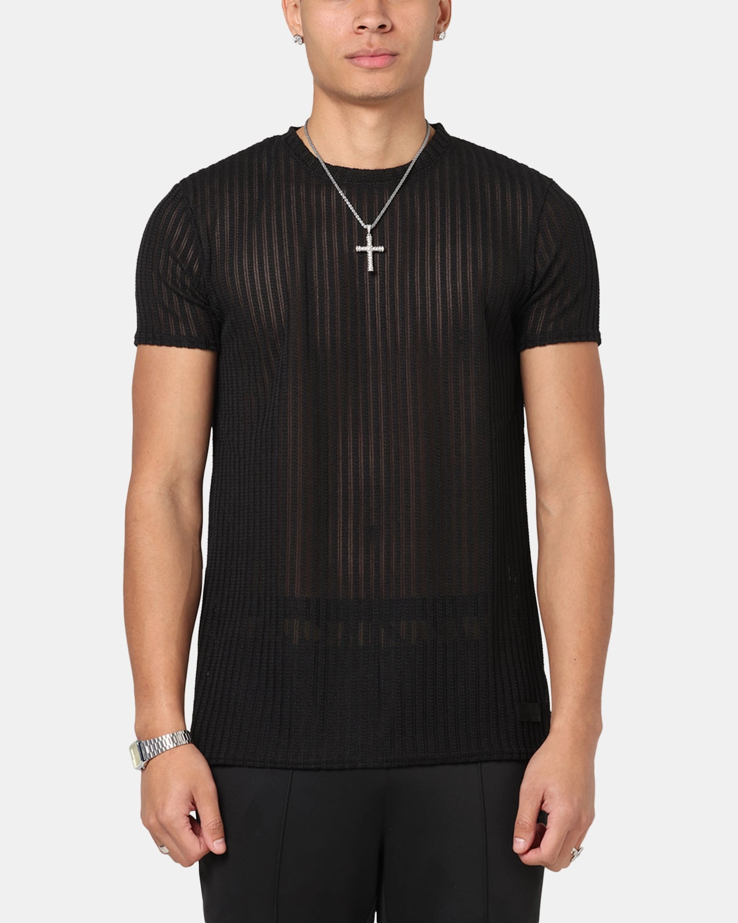 Non Restrictive Silhouette Sik Silk Textured Muscle Fit T-Shirt Black