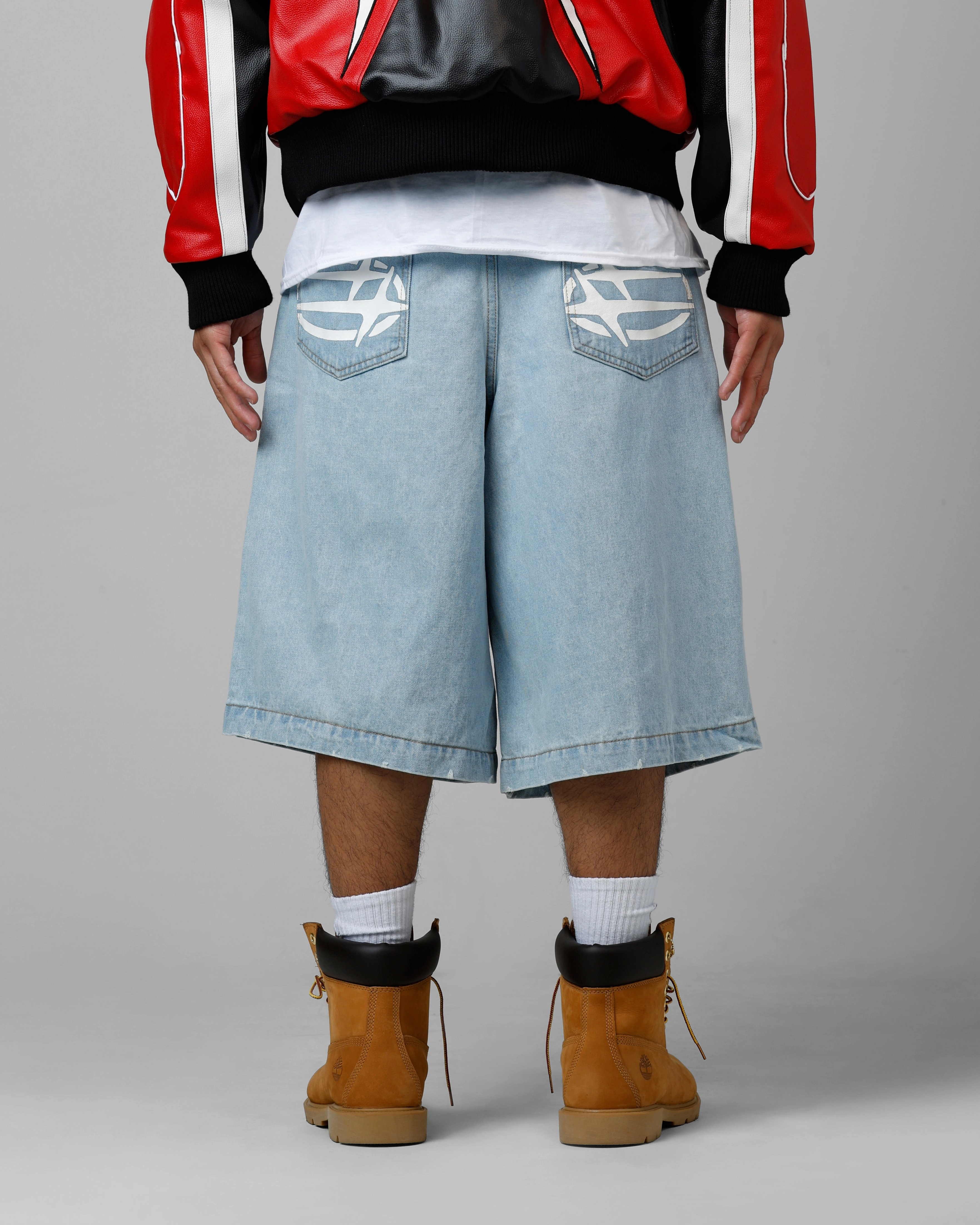 Loiter 3 Quarter Shorts Light Wash Weekend Outfit