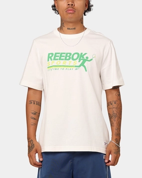 Reebok Court Sport Graphic T-Shirt Vintage White Simple and Chic