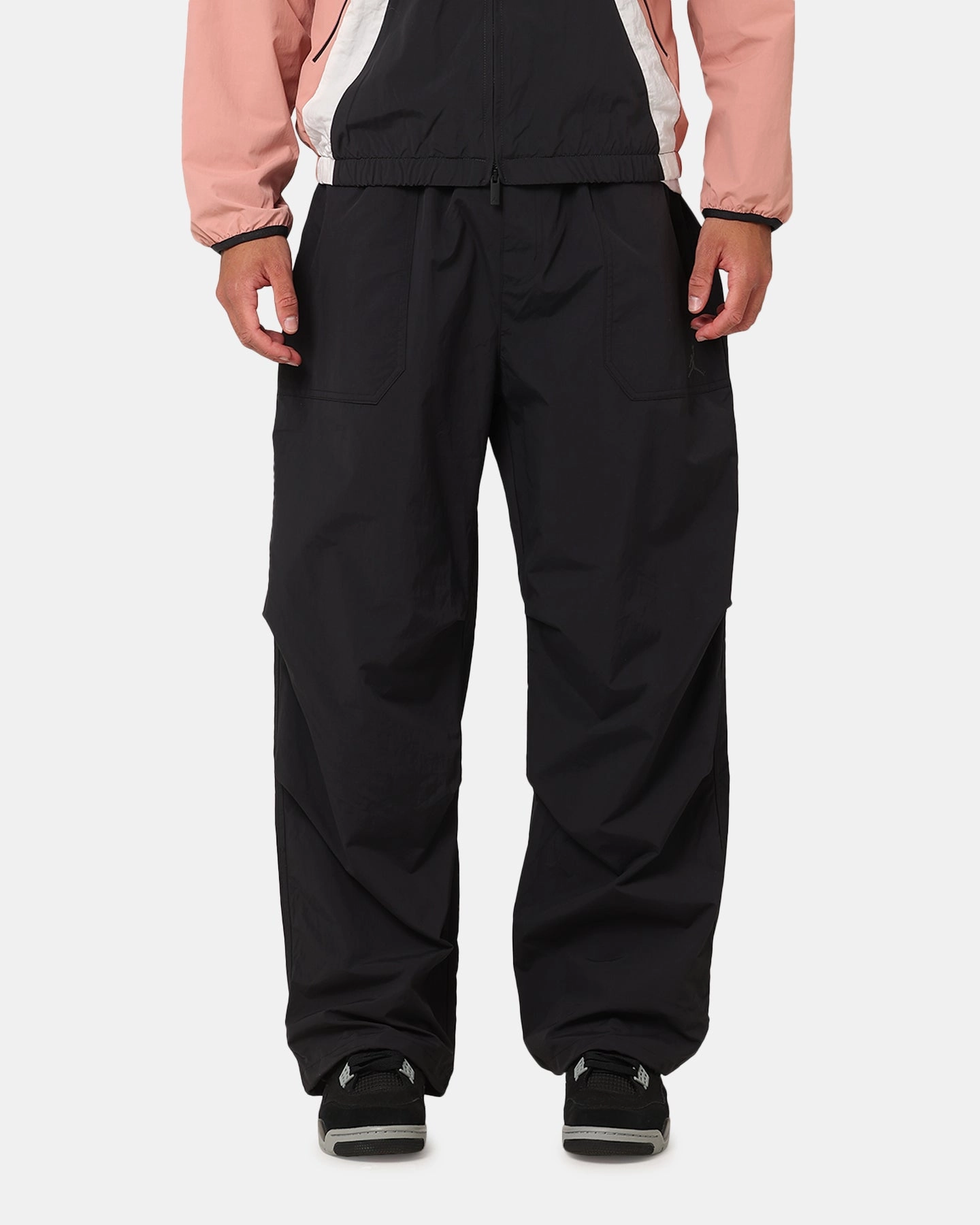 Jordan Essential Statement Woven Pant Black Cropped hem Lightweight Feel