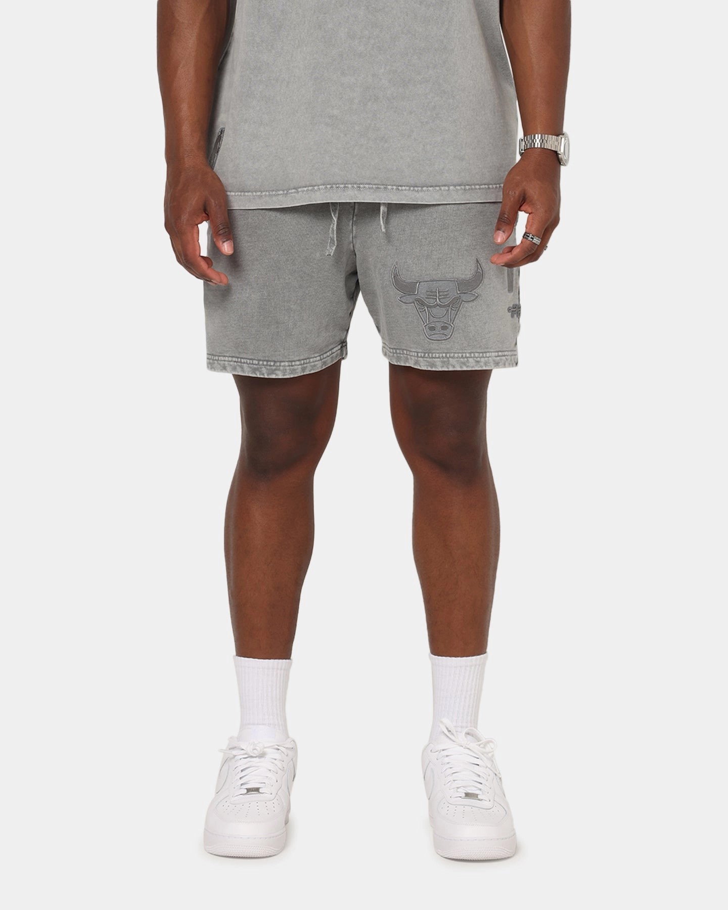 Pro Standard Chicago Bulls Washed Classic Shorts Washed Grey Chic Comfort