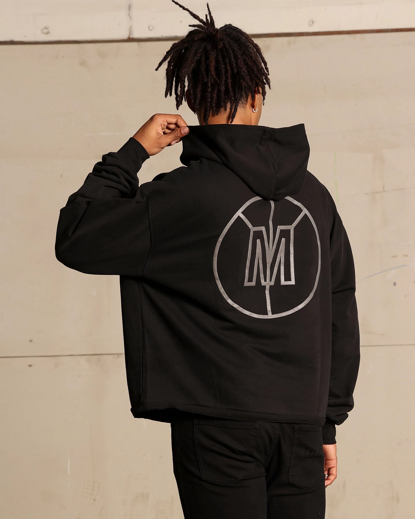 Weatherproof Zippers leggings Saint Morta Monogram Boxy Hoodie Black