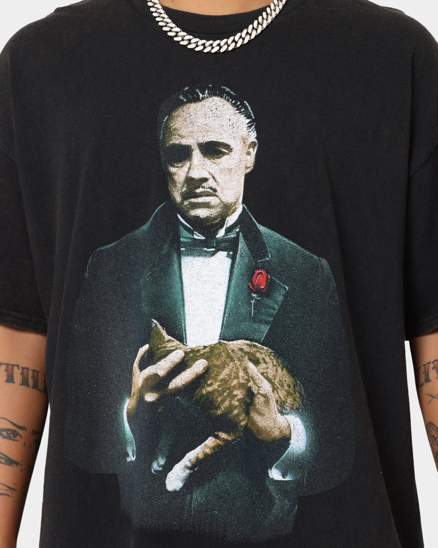 Street Outfit Travel Style American Thrift X The Godfather The Godfather Cat Vintage T-Shirt Black Wash