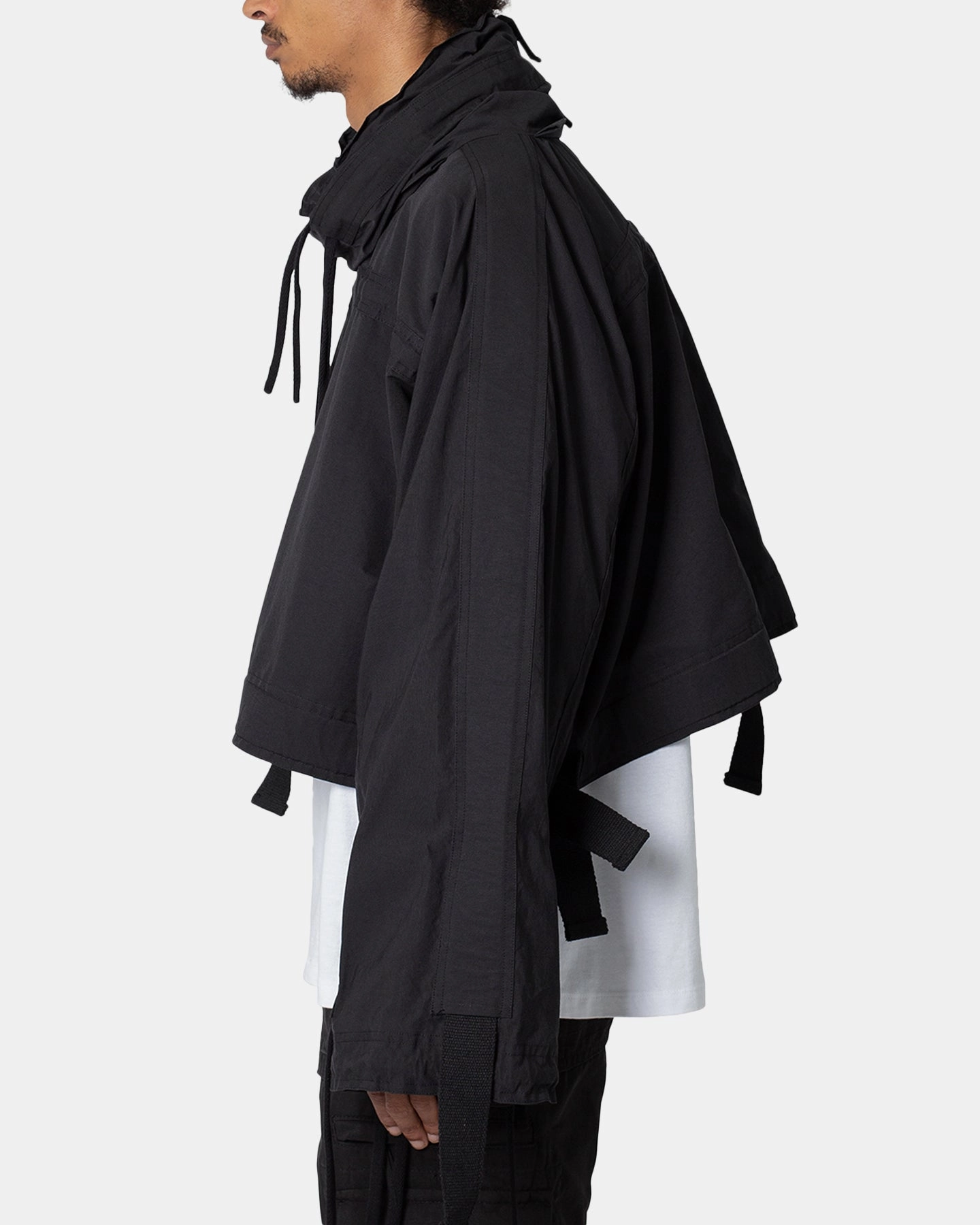 Checkered MNML Cropped Strappy Jacket Black