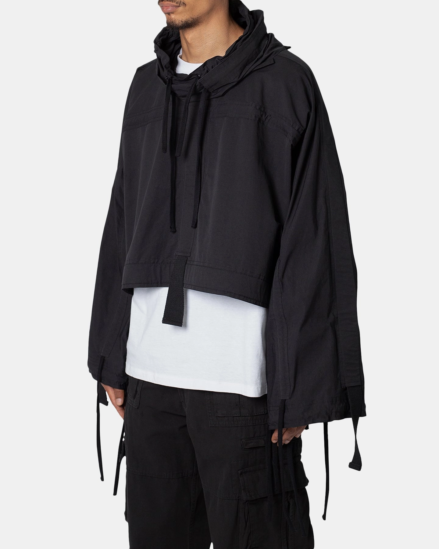 MNML Cropped Strappy Jacket Black Recognize Relaxed Motion