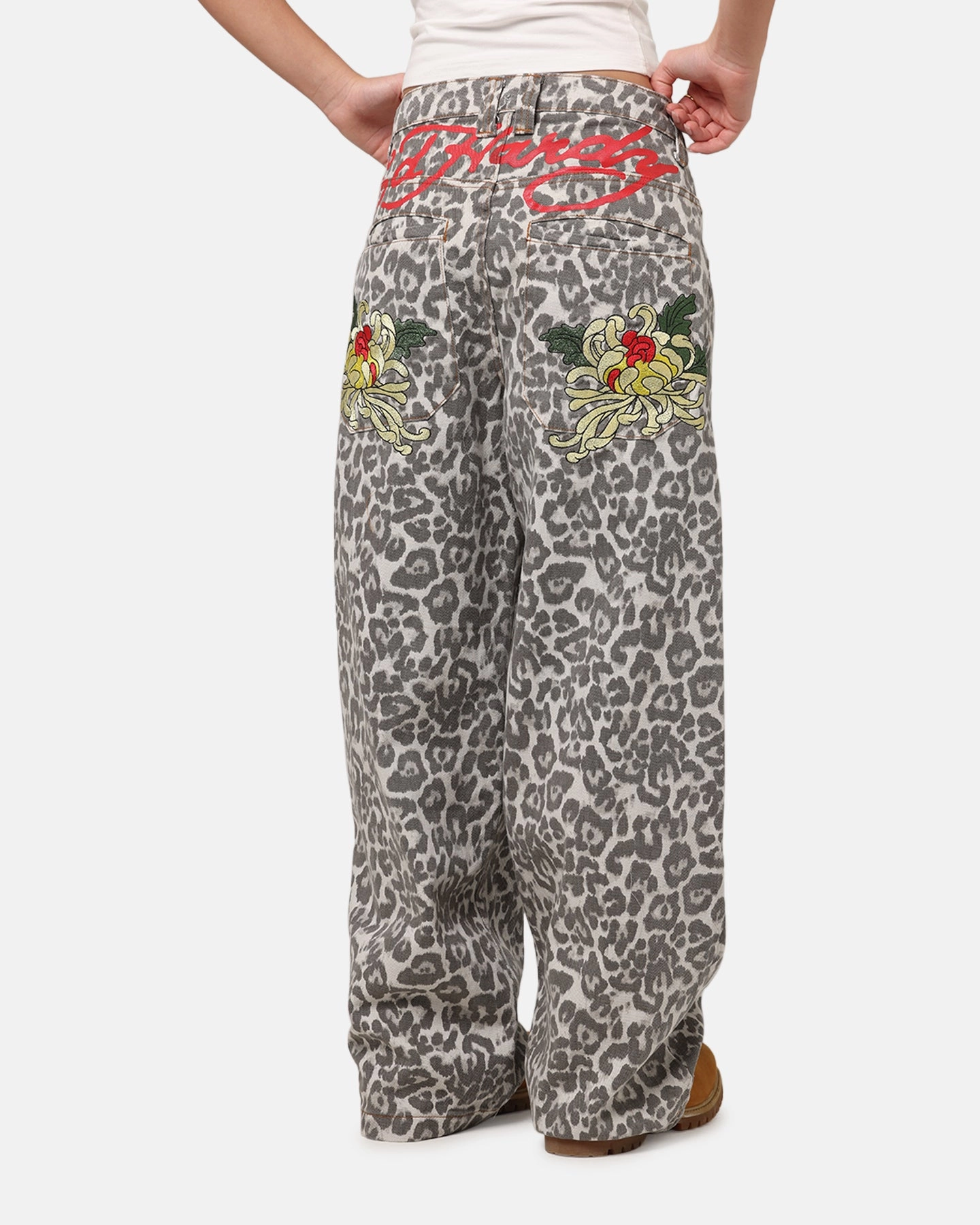 Evening Stroll Urban Explorer Eco Friendly Dye Ed Hardy Women's Leopard Jeans Leopard