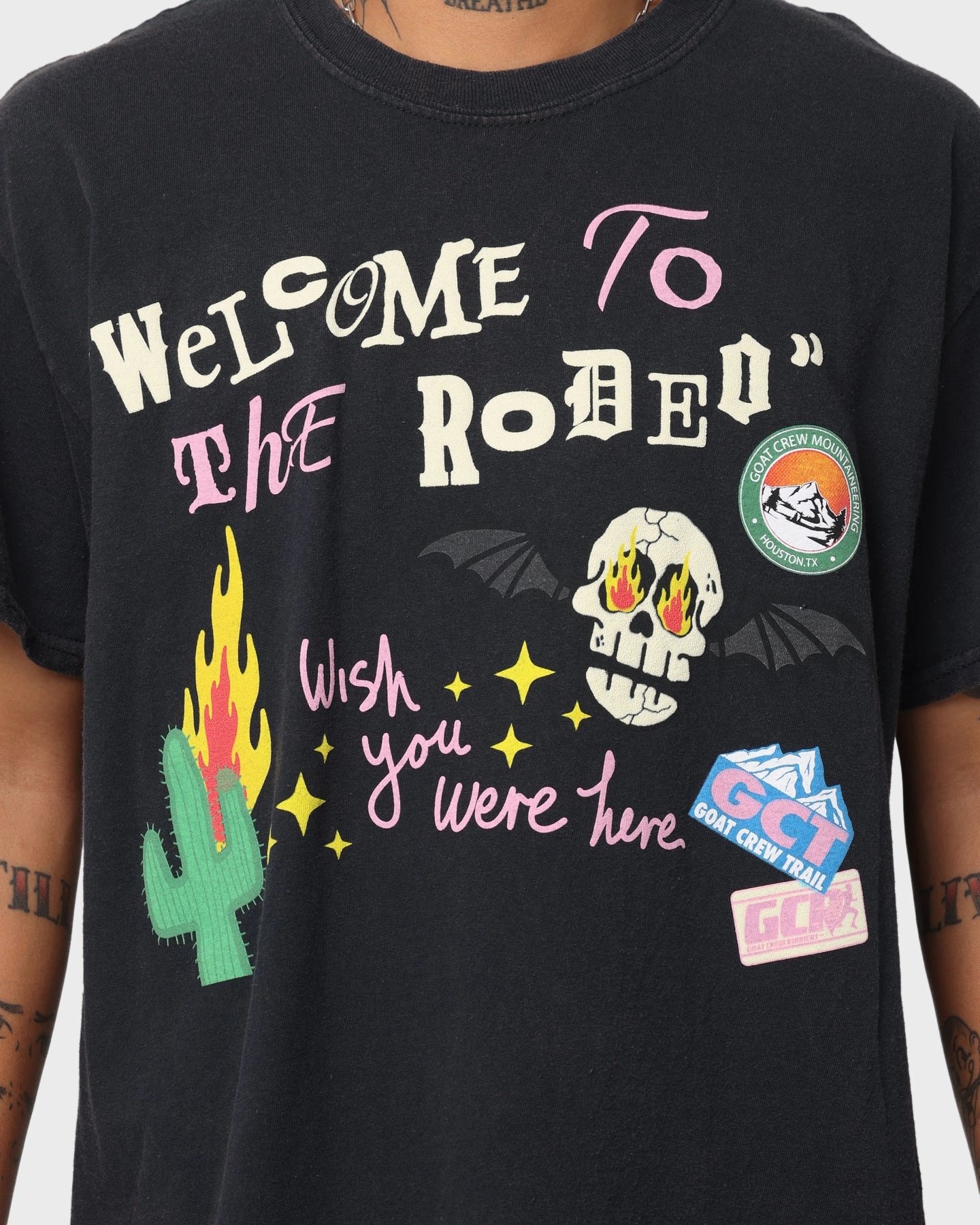 Minimal Outfit Goat Crew Welcome Vintage T-Shirt Black Wash