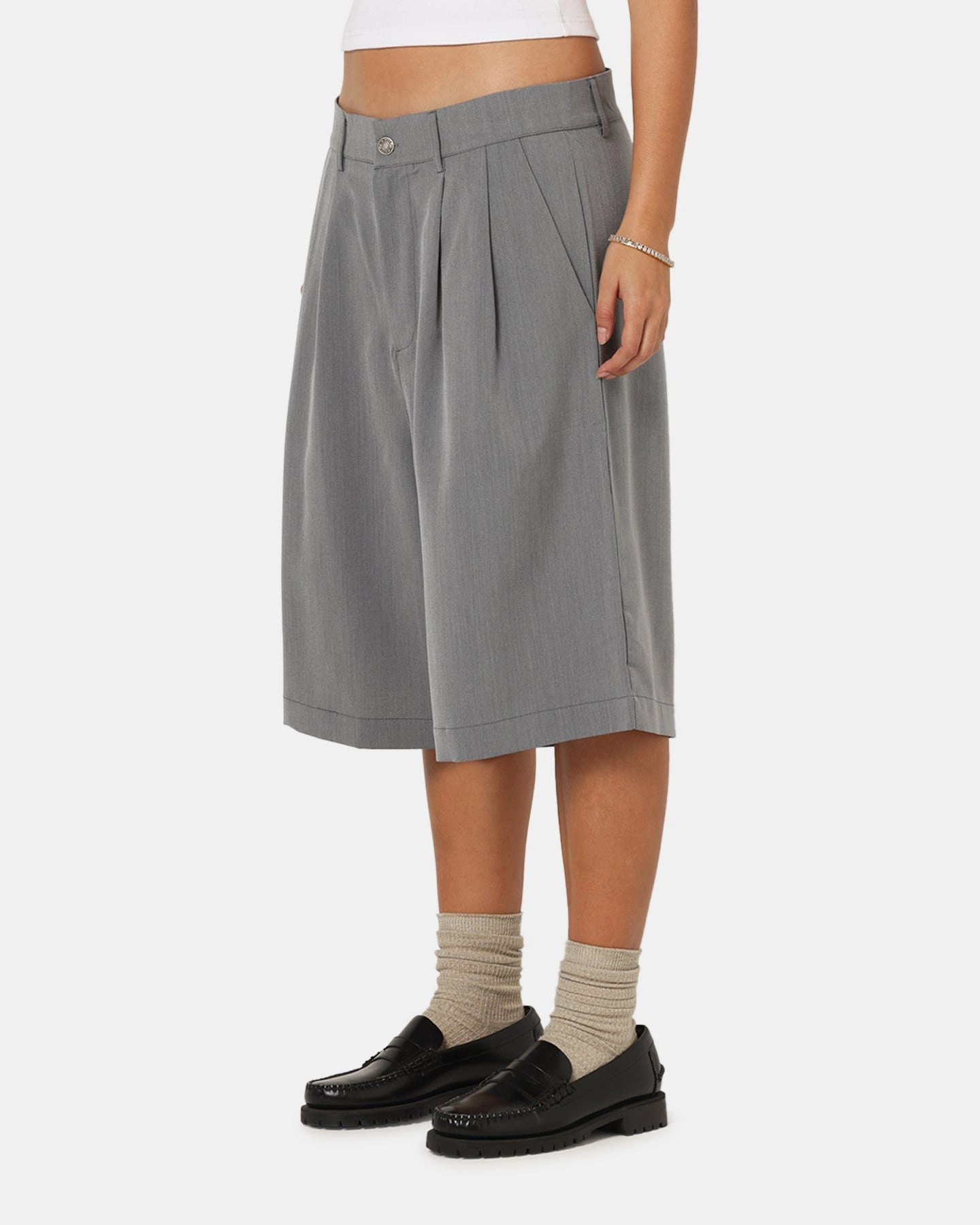 XXIII Baggy Pleated Shorts Grey Flexible Stretch Waist Outdoor Look