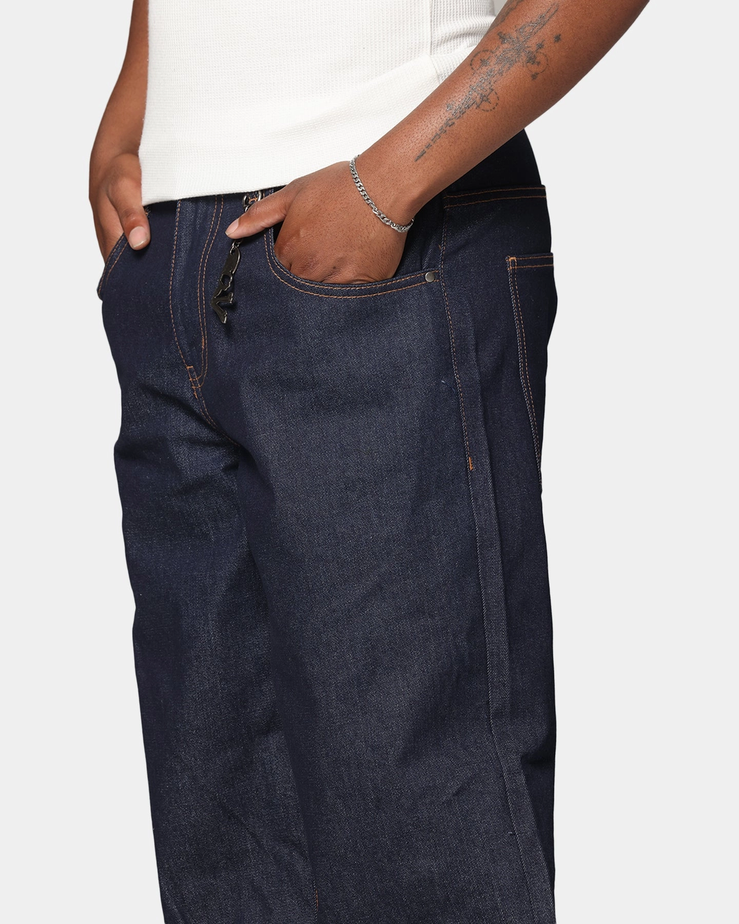 Music Event Picnic Style Neutral design Saint Morta Amplus Jeans Indigo/Tan