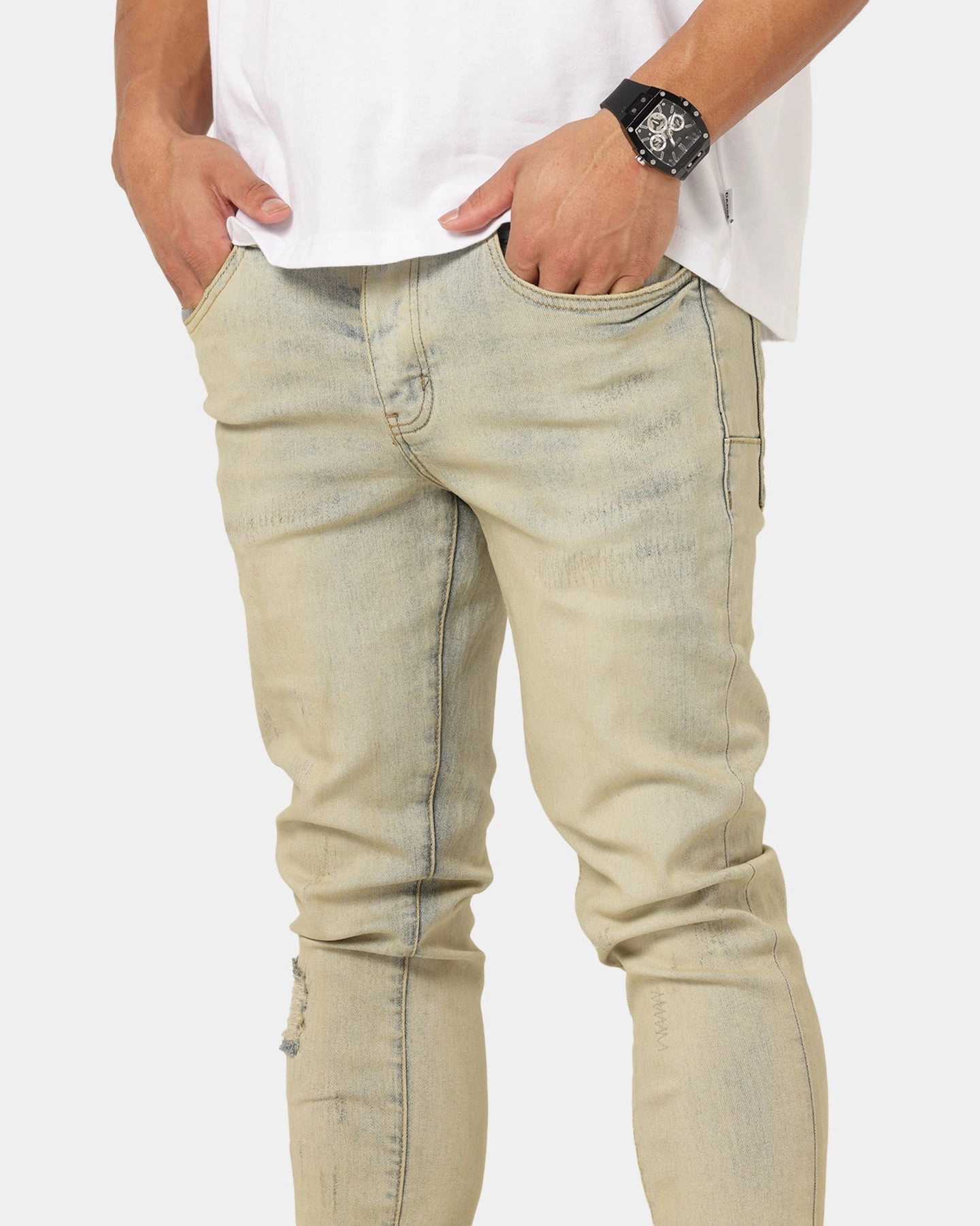 Minimal Fashion Saint Morta Antique Dynasty Jeans Light Blue