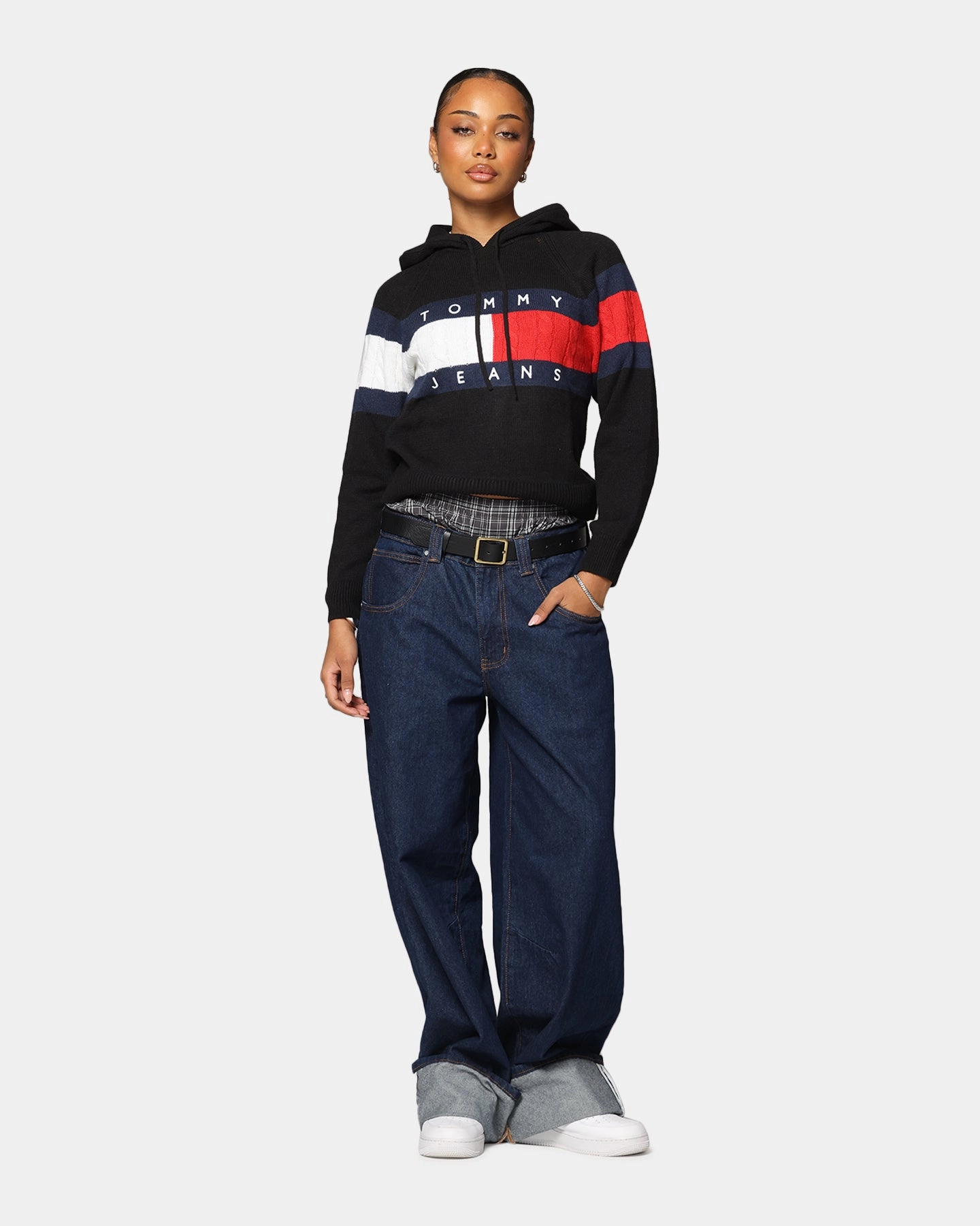 Tommy Jeans Women's TJW Center Flag Hoodie Sweater Black Stretch Paneling Tear Resistant Weave
