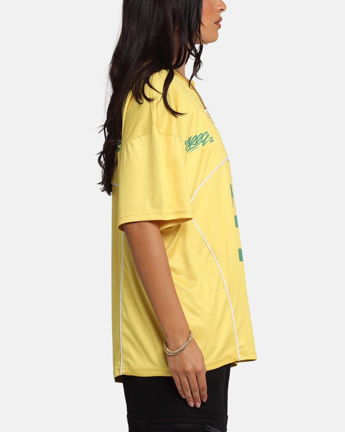Carre Trainer T-Shirt Yellow/Green Smart Design Cozy Vibe Wear