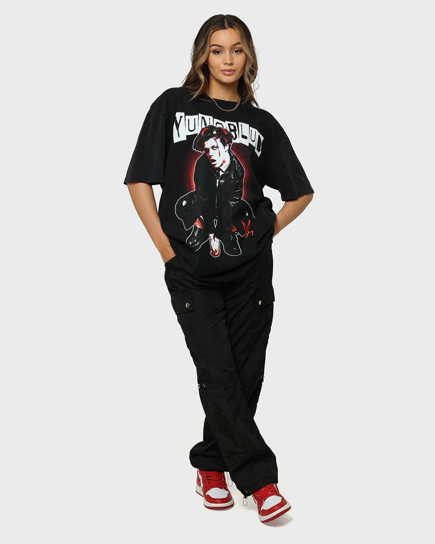 Simple Style Trendy Vibes YUNGBLUD Sitting Life On Mars Tour Vintage T-Shirt Washed Black
