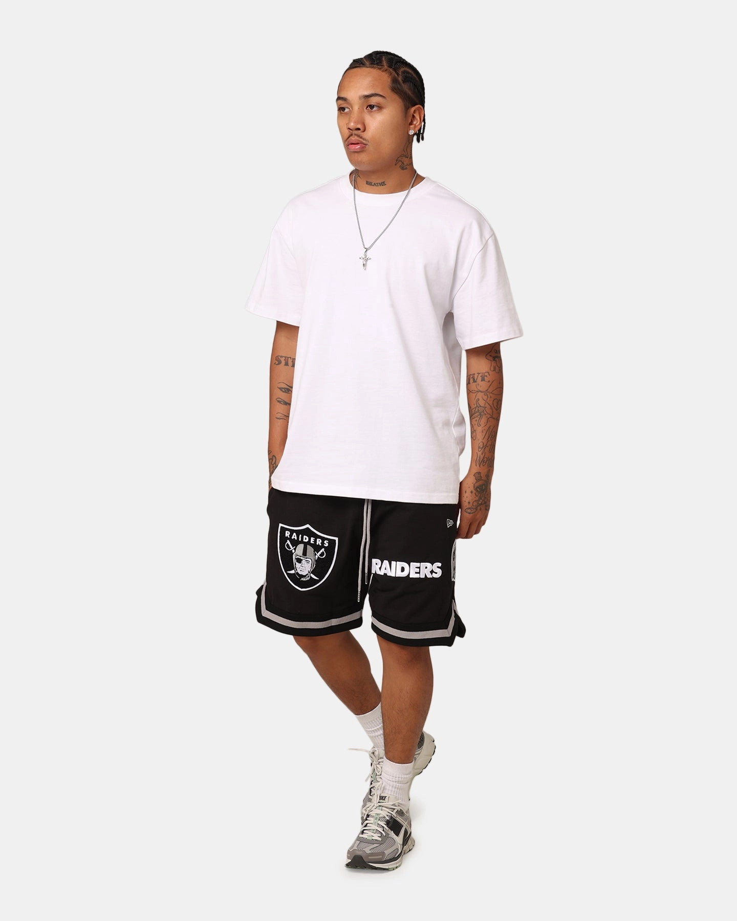 New Era Las Vegas Raiders Shorts Black Easy Movement Fit RecycledPolyester