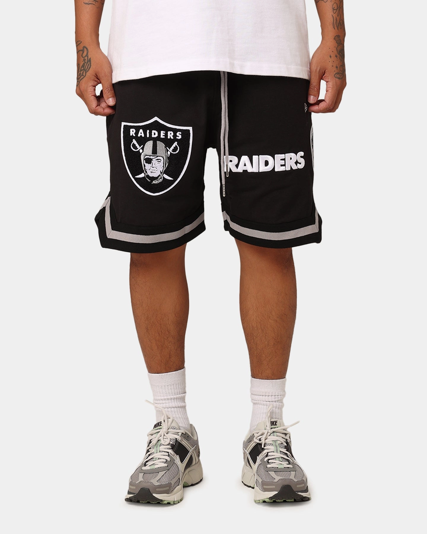 Functional Fit New Era Las Vegas Raiders Shorts Black