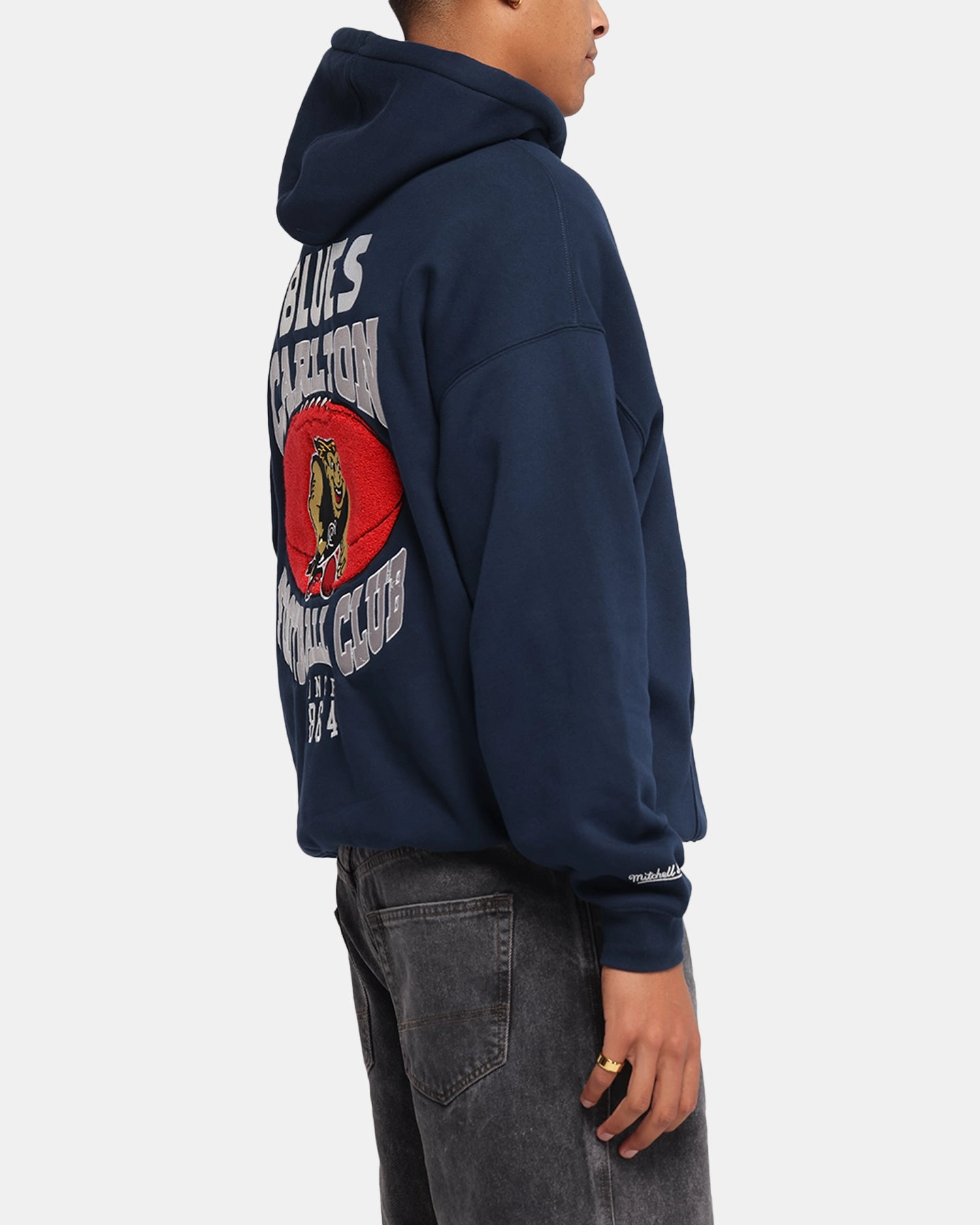 Smooth - operating Mitchell & Ness Carlton Blues Team Hoodie Navy