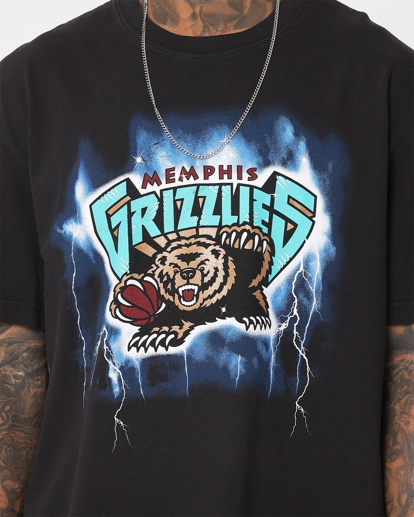 Easy to Style Edgy Mitchell & Ness Memphis Grizzlies Logo Lightning T-Shirt Black