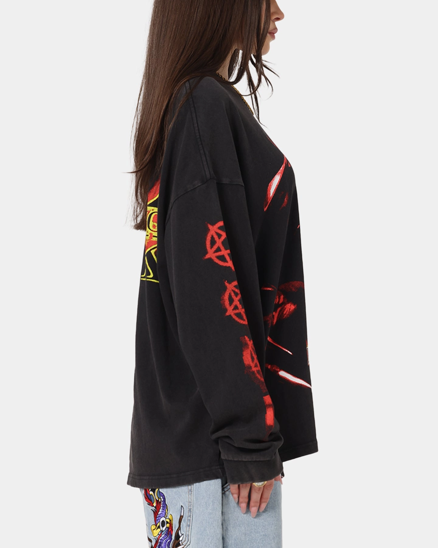 73 Studio X Diablo Halloween Evil Is Coming Back Long Sleeve T-Shirt Vintage Black Active Outfit Style