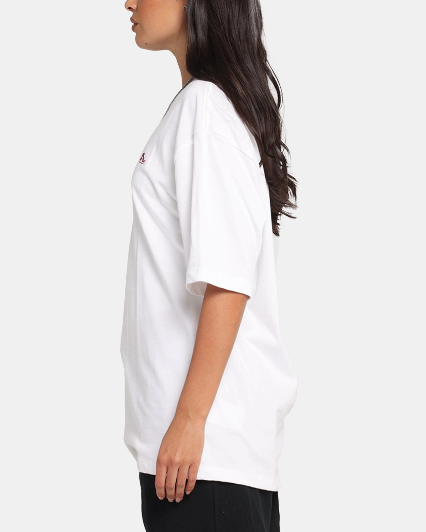 Jordan Brand Sneaker Patch Crewneck T-Shirt White/Varsity Red Seasonal Must-Have Anti Odor Technology