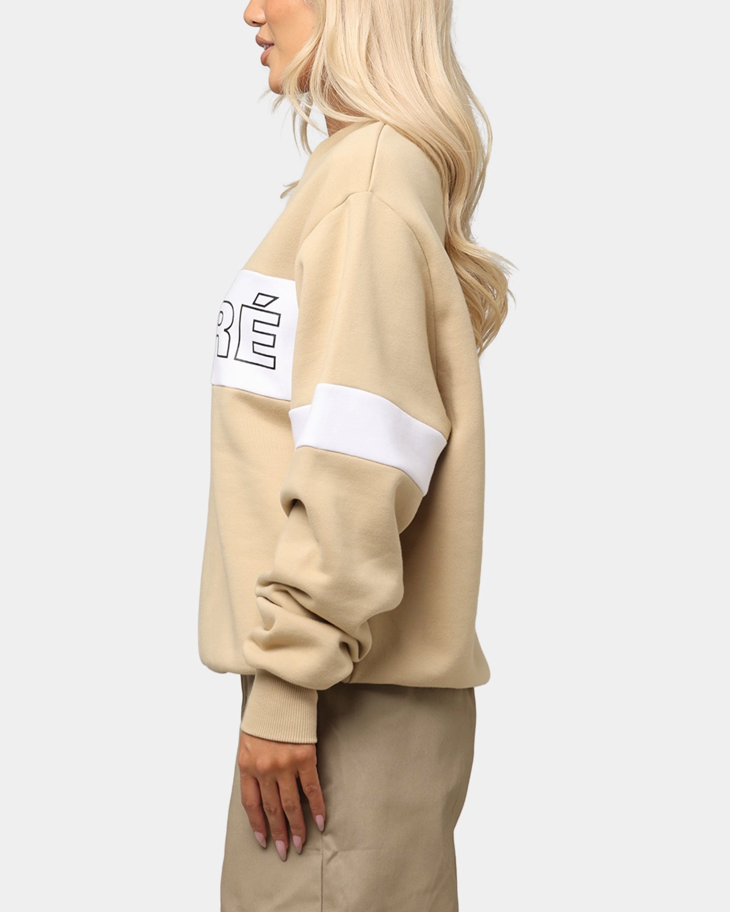 Heat Reflective Layer No Roll Collar Technology Carre Bars Crewneck Stone/White