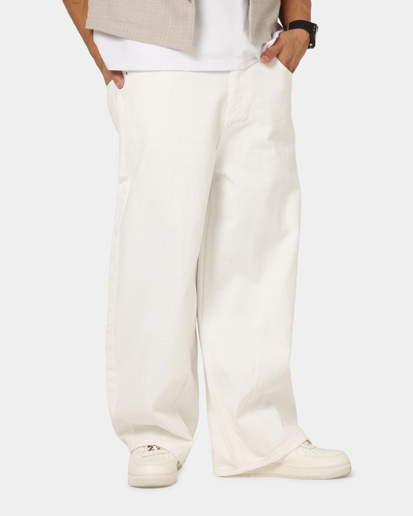 Garment Dyed Texture XXIII Balloon Jeans Off White