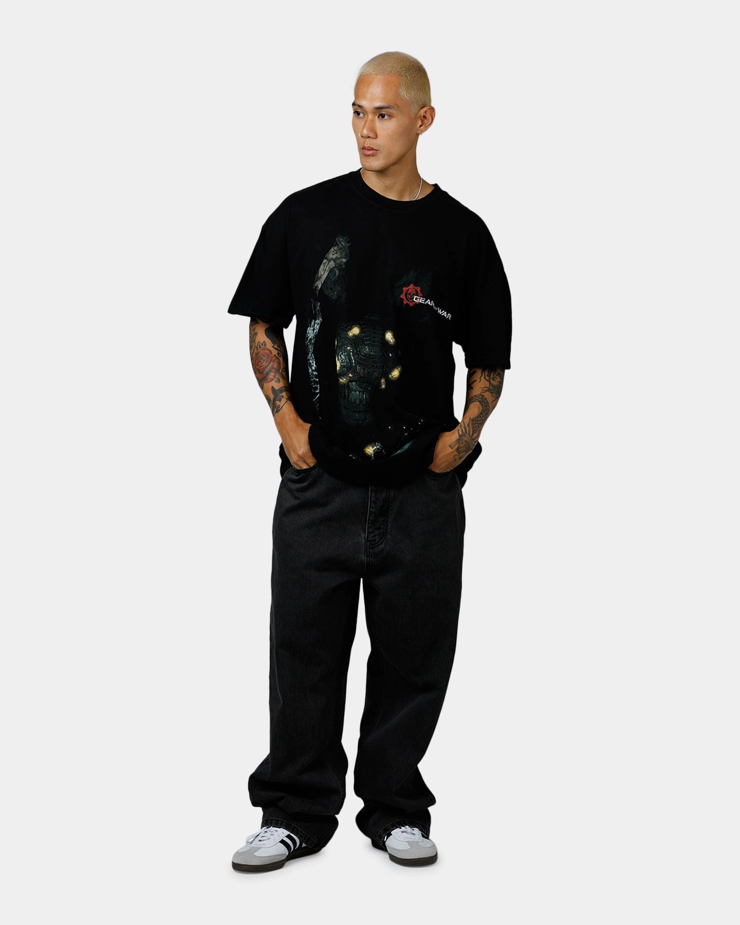 73 Studio X Gears Of War '06 Mad World T-Shirt Black Chafe Free Armhole