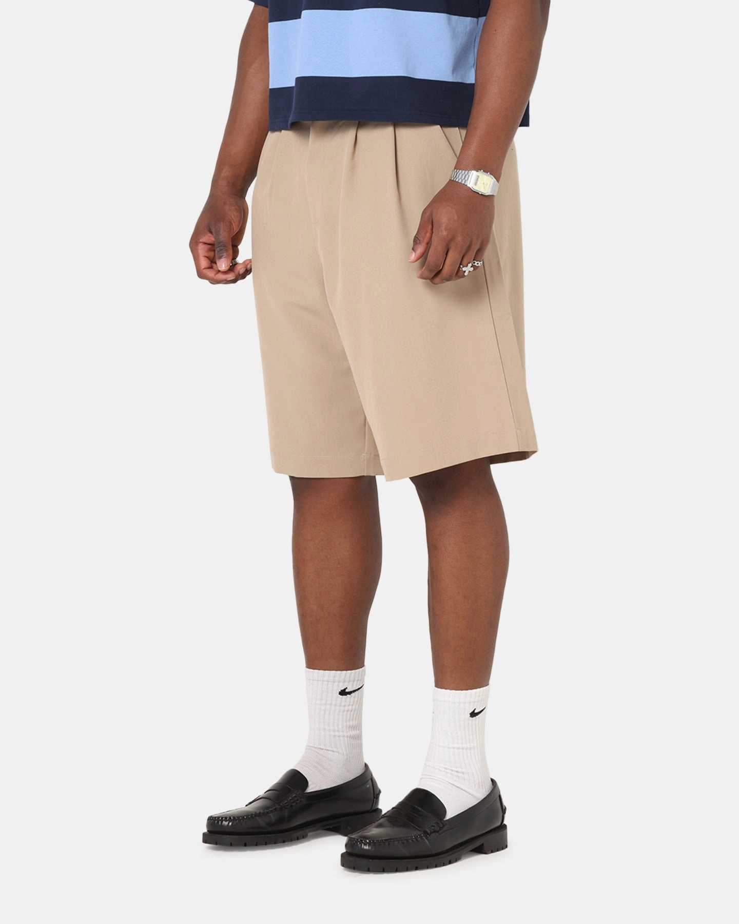 XXIII Baggy Pleated Shorts Tan suit jacket