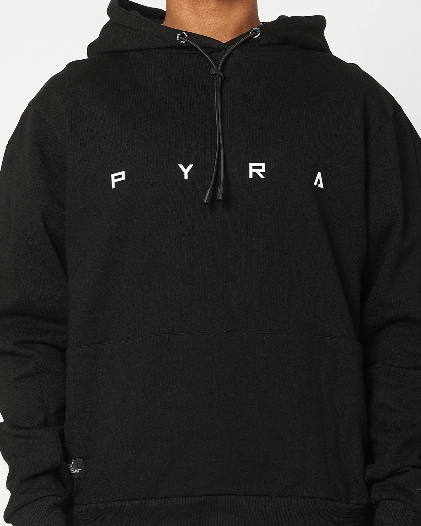 Pyra Spoor Hoodie Black/White Practical Comfort Heavyweight