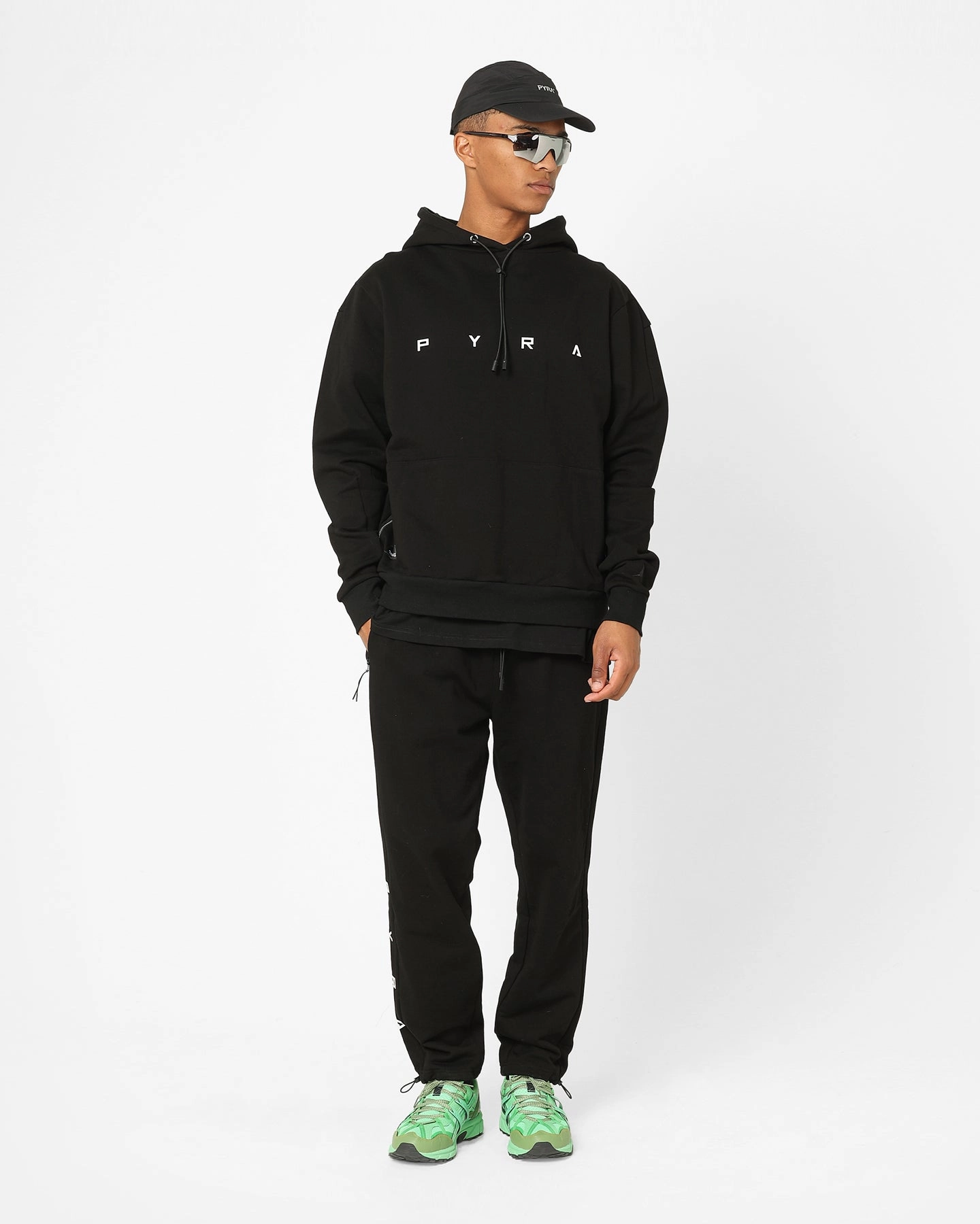 Pyra Spoor Hoodie Black/White popular in Europe