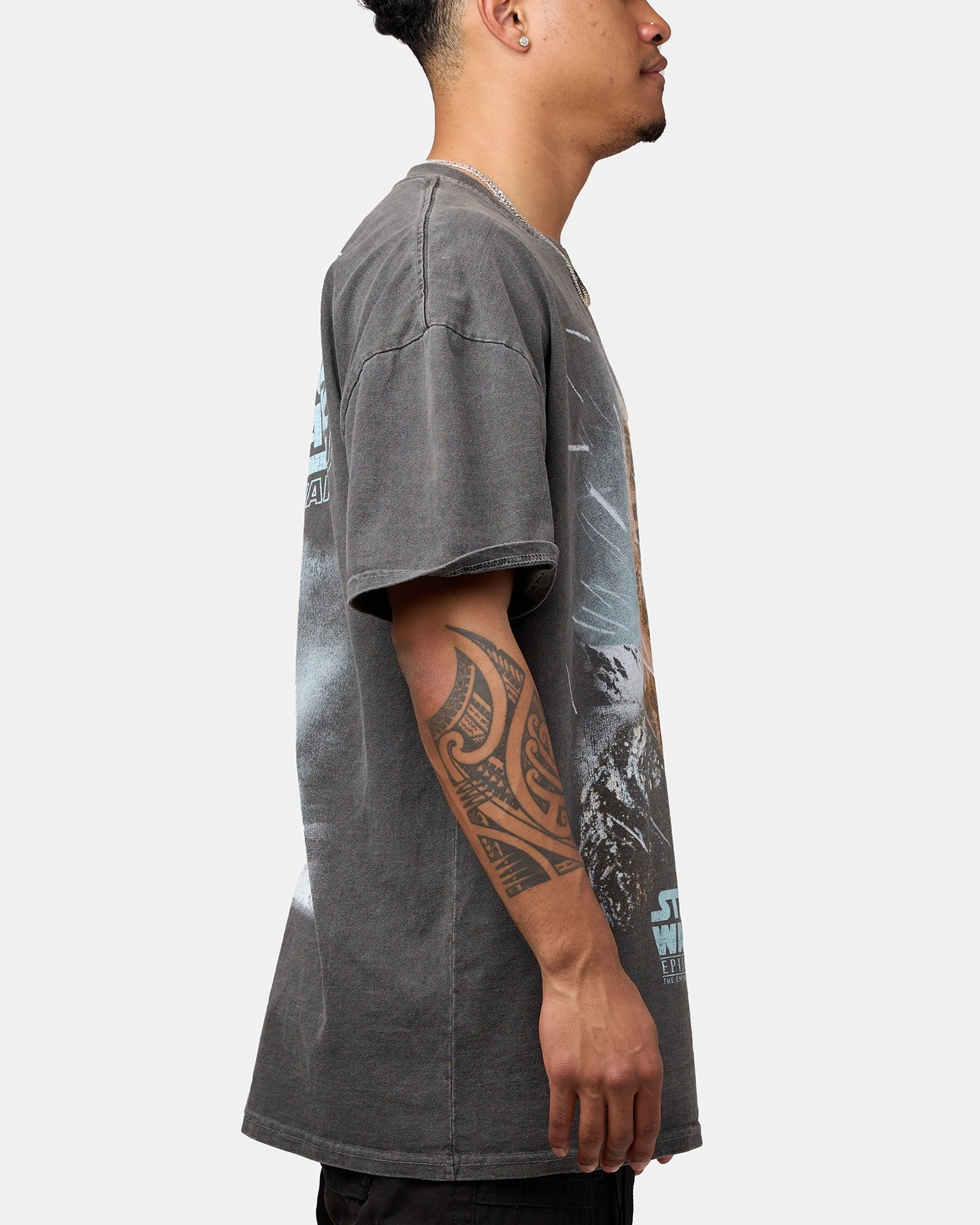 Layered Hem Detail Star Wars Episode V '80 Heavyweight Vintage T-Shirt Black Wash
