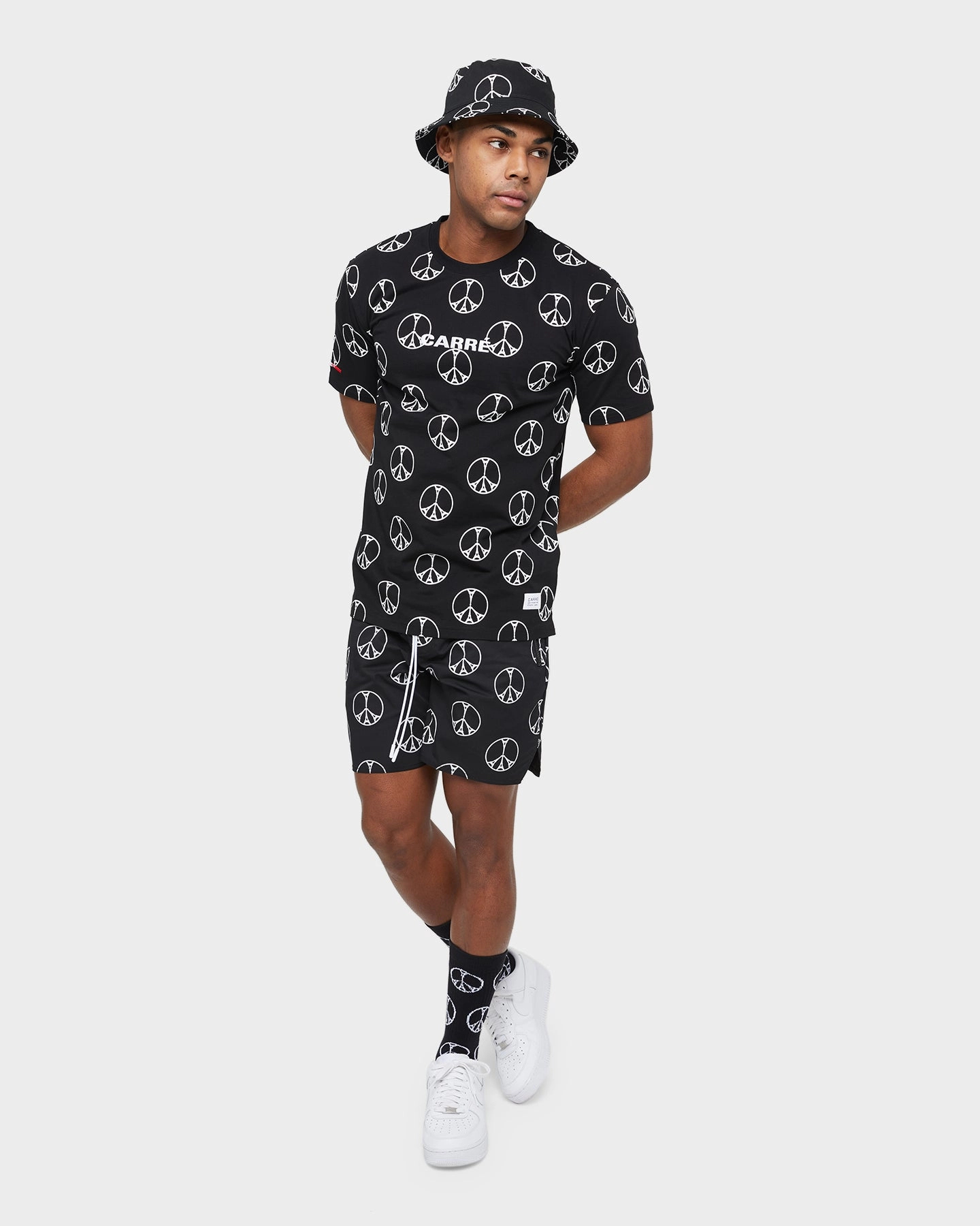 Carre Peace All Over CLS T-Shirt Black Holiday Style Trend Cool Comfort
