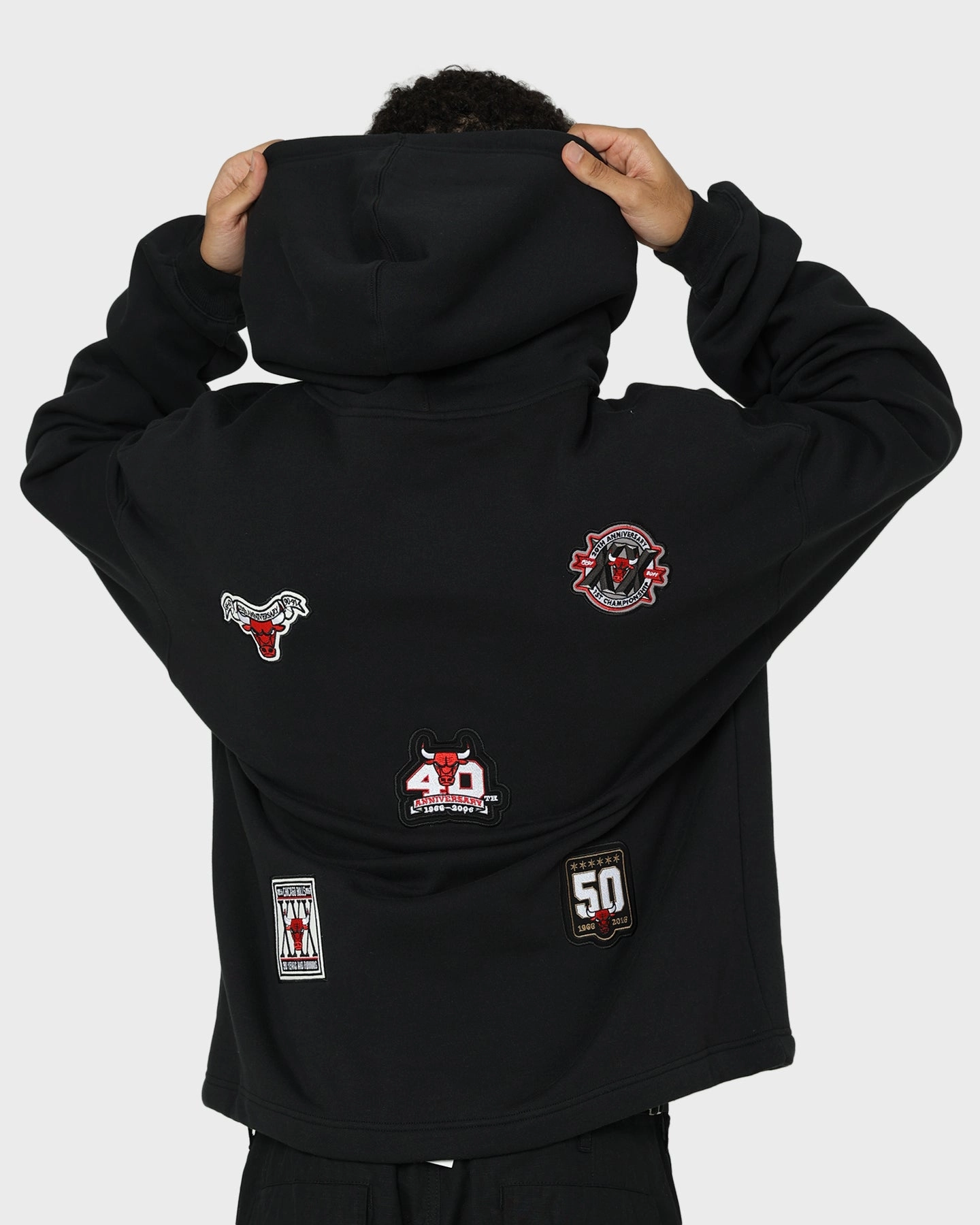 Mitchell & Ness Chicago Bulls Anniversary Hoodie Faded Black Inspire Consent