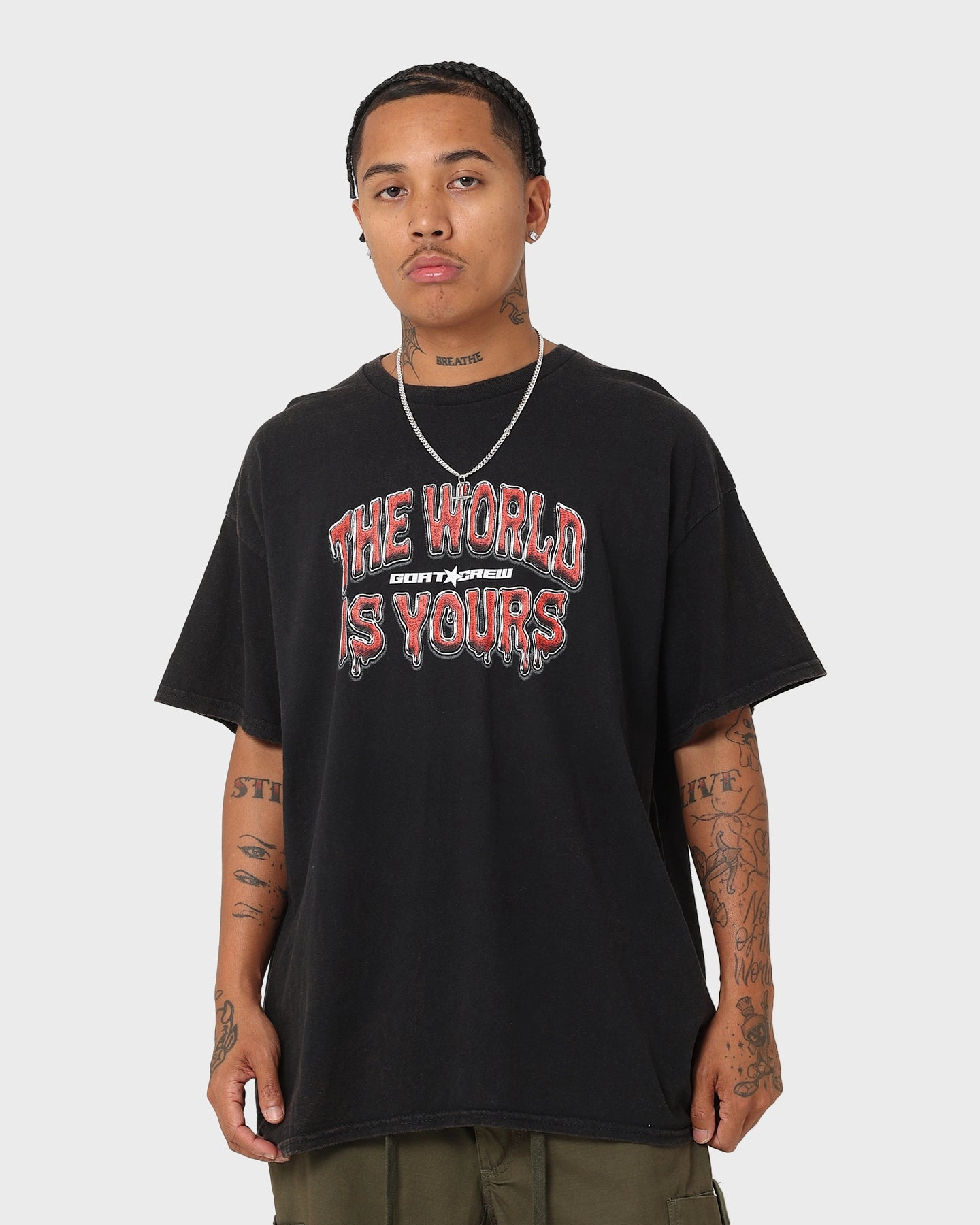 EasyCare Fabric Casual Must-Have Goat Crew The World Is Yours Vintage T-Shirt Black Wash