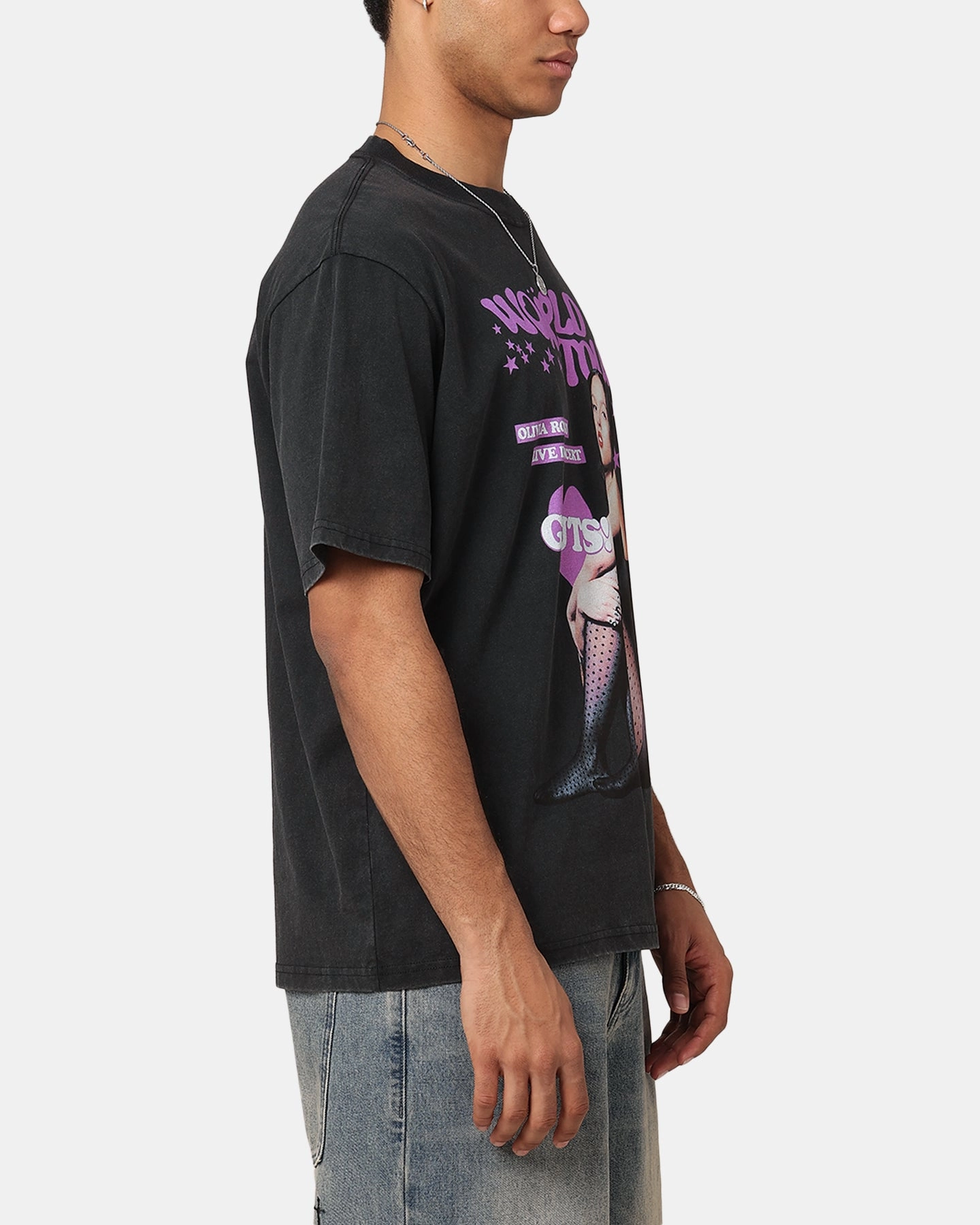 Chic Fashion Bravado Olivia Rodrigo Guts T-Shirt Washed Black