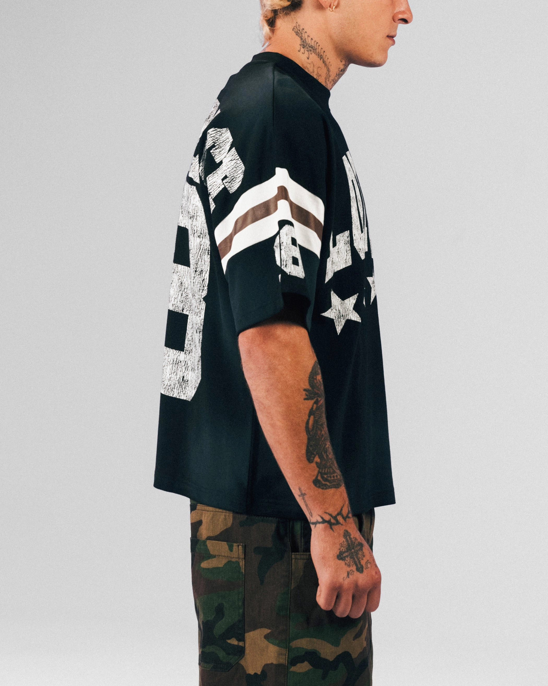 Bold Comfort Soft Cotton Feel Loiter Star Jersey T-Shirt Black