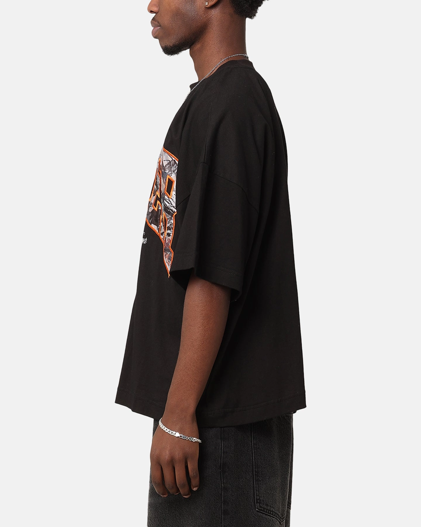 Weekend Style Men's Loiter Hunter T-Shirt Black