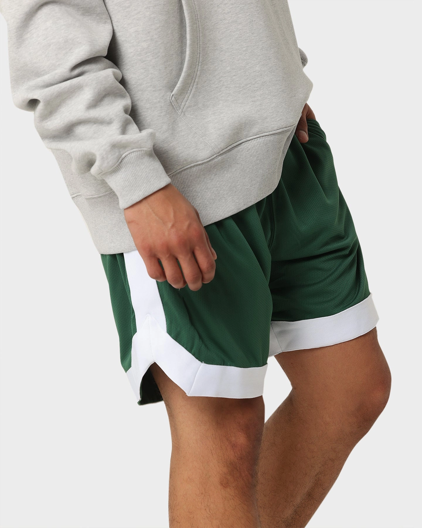 Carr?? Team Paris Basketball Shorts Forest Green Unique Pattern Foldable style
