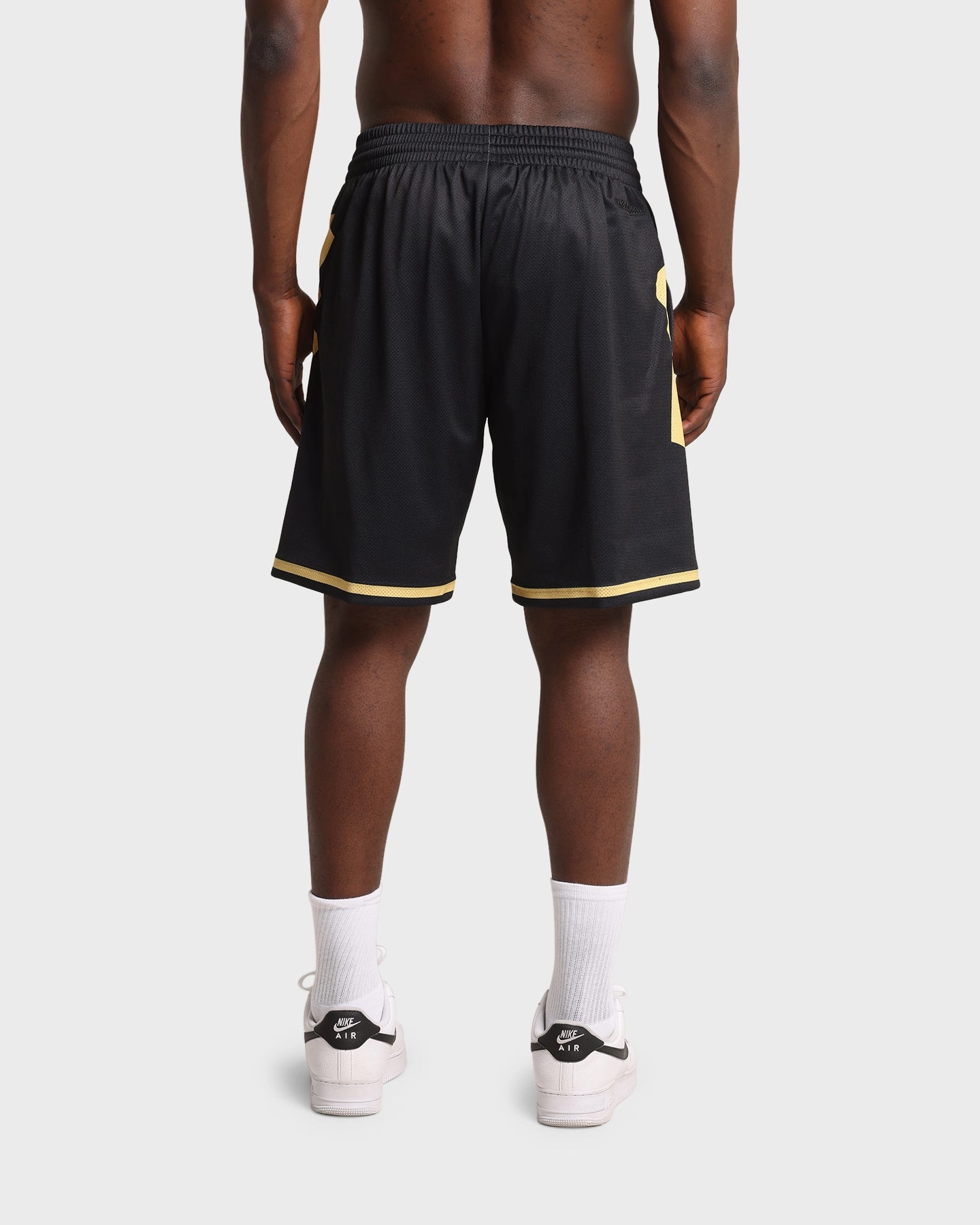 Abrasion Resistant Surface Mitchell & Ness Toronto Raptors Big Face Black Gold Shorts Black/Gold