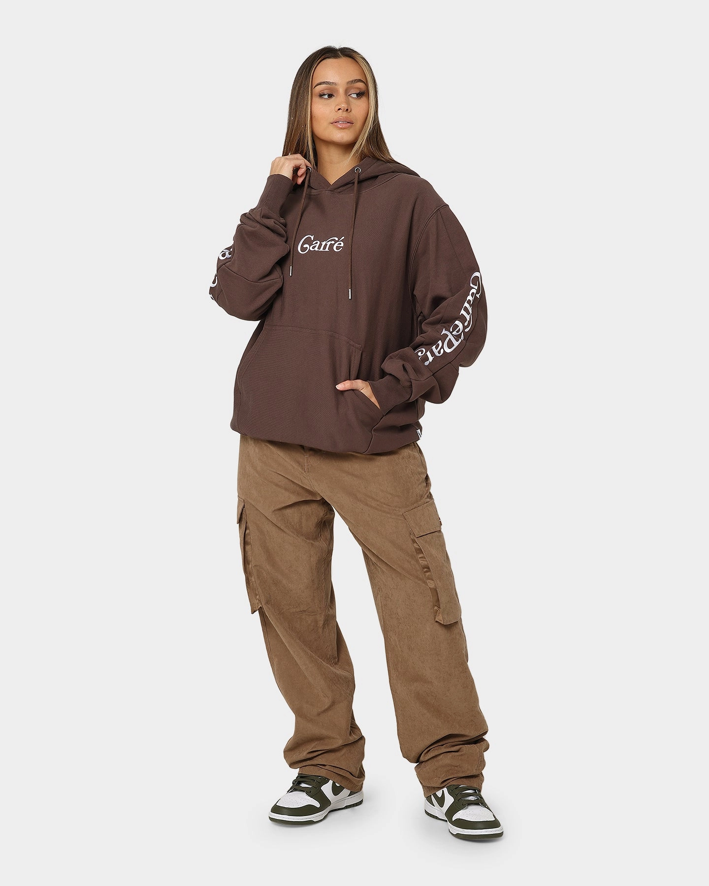 Carre Volle Hoodie Dark Brown Urban Adventure
