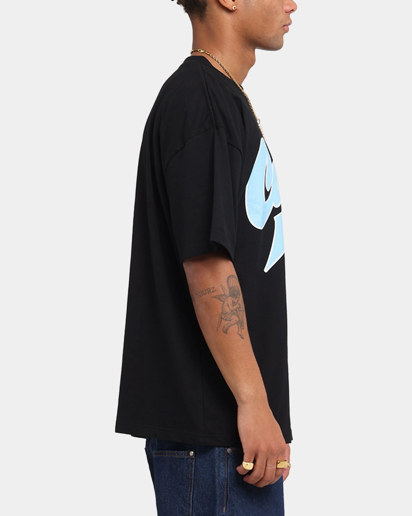 Carre Slugger Script T-Shirt Black All-Season Wear