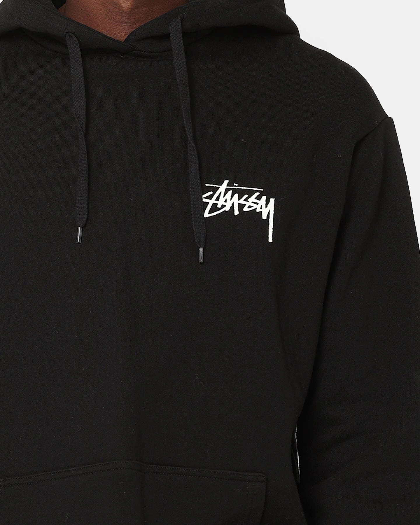 Stussy Fire Dice 50-50 Hoodie Pigment Black Example SnapFasteners