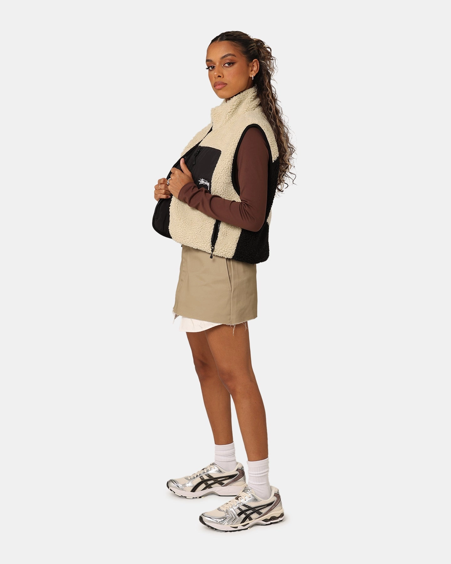 Stussy Women's 8 Ball Reversible Cropped Vest Black Weatherproof Seams